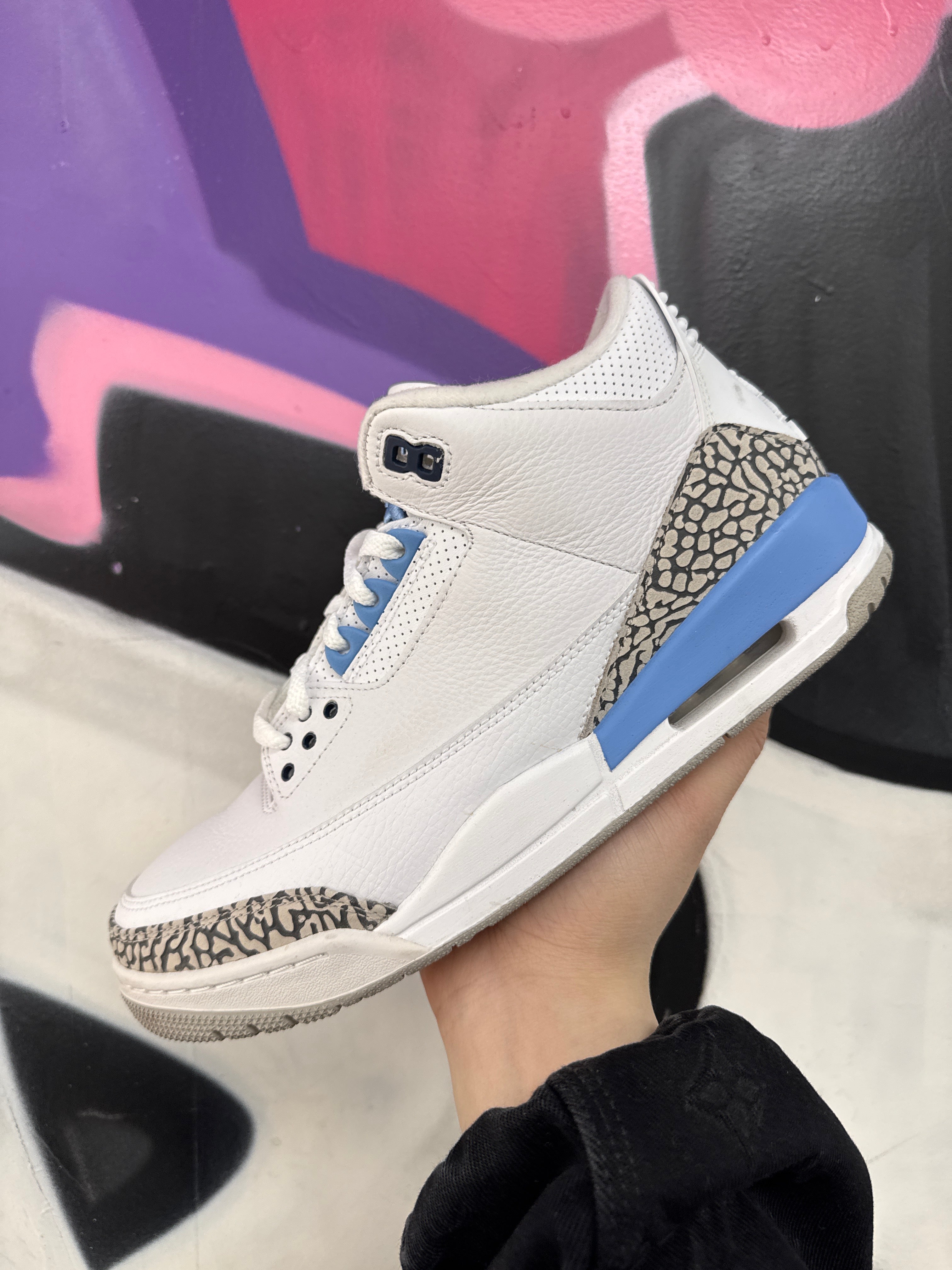 Nike Jordan 3 UNC Sneakers