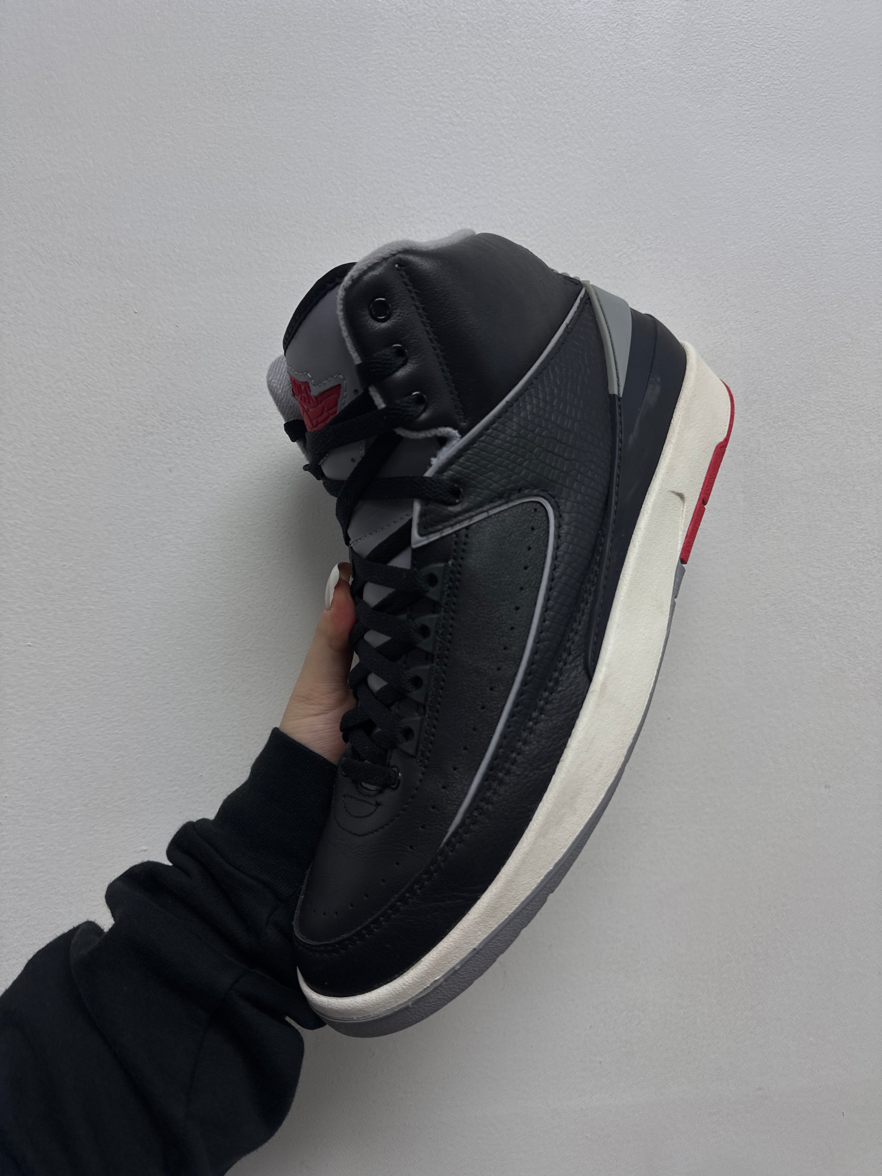 Jordan 2 Bred Sneakers