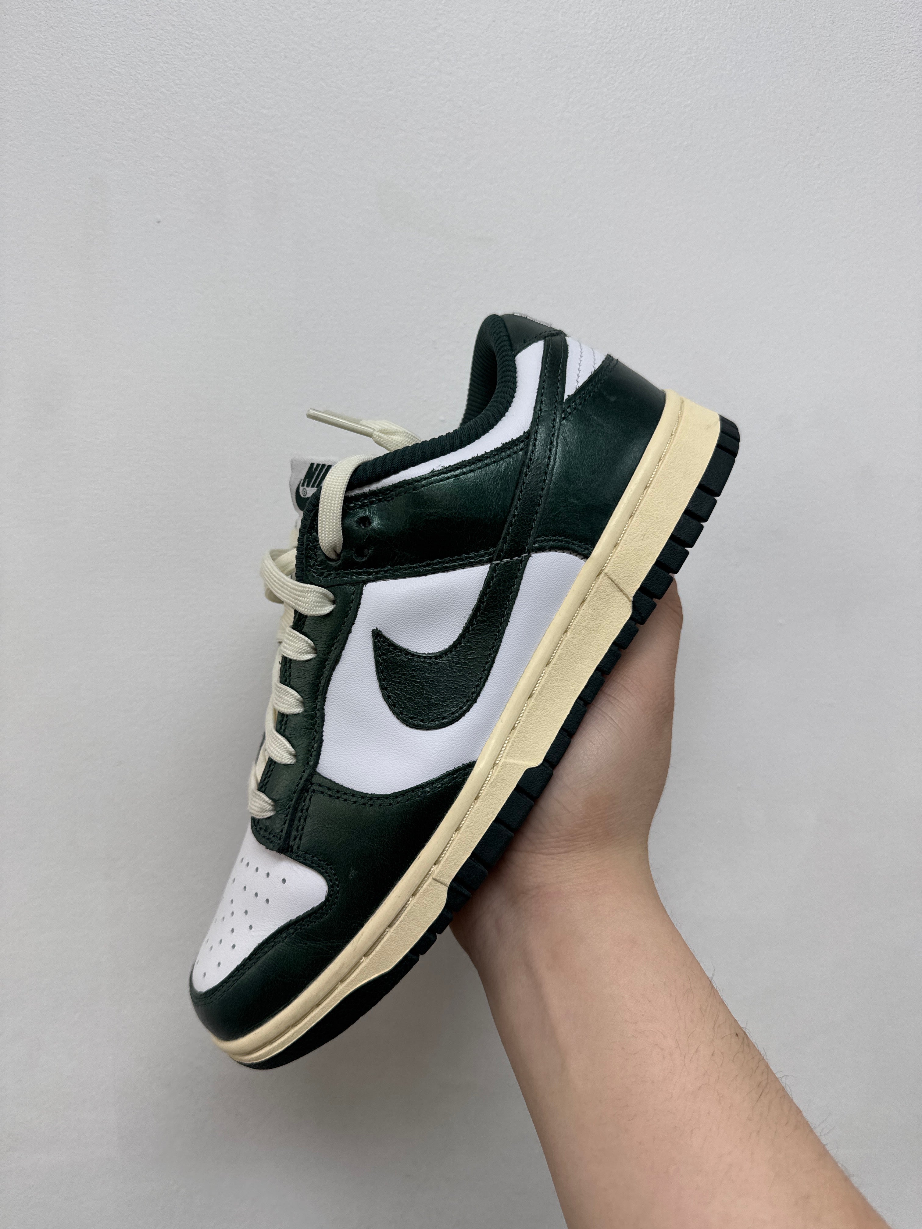 Nike Dunk Low Vintage Green Sneakers