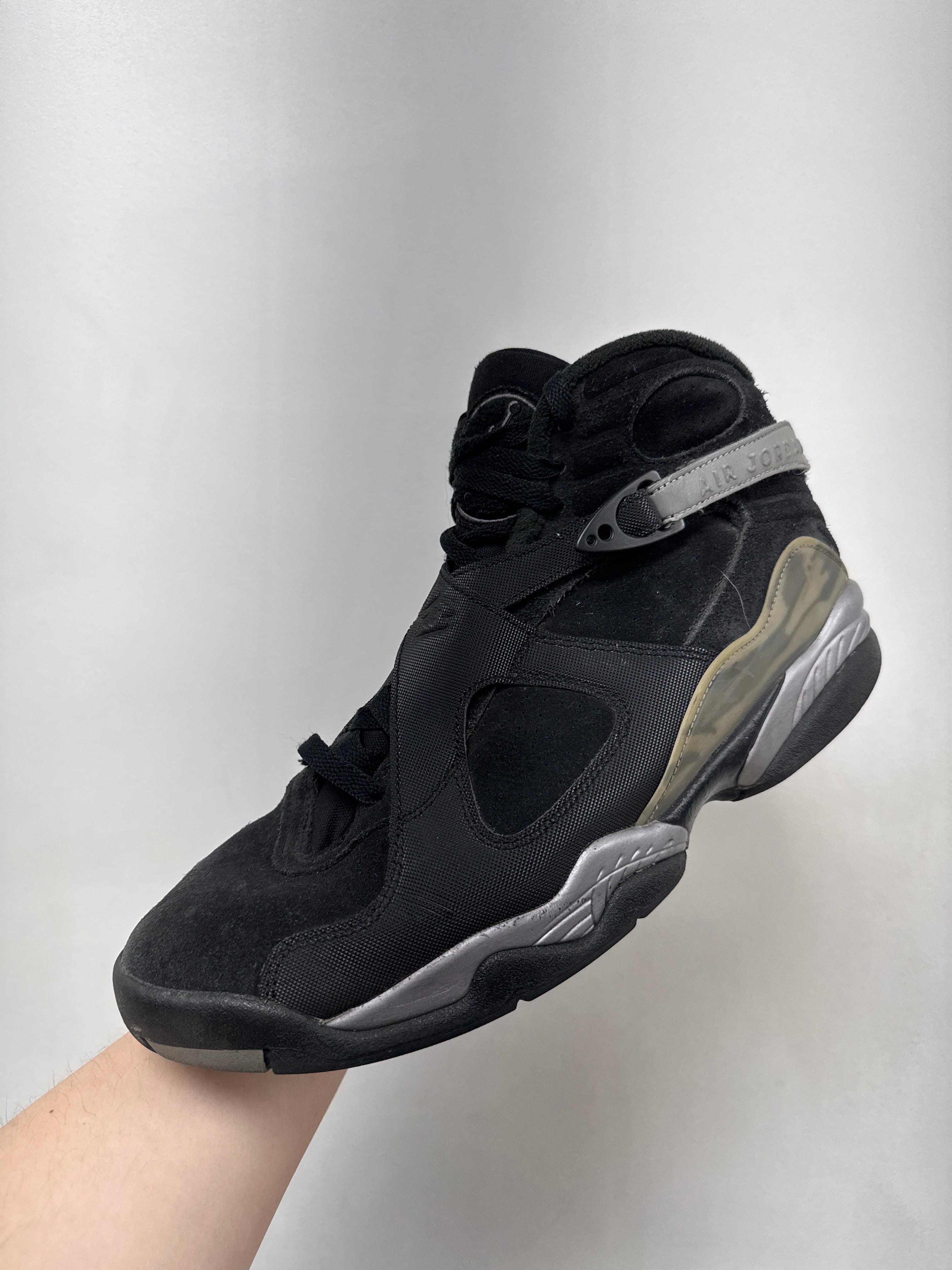 Jordan 8 Gunsmoke Sneakers