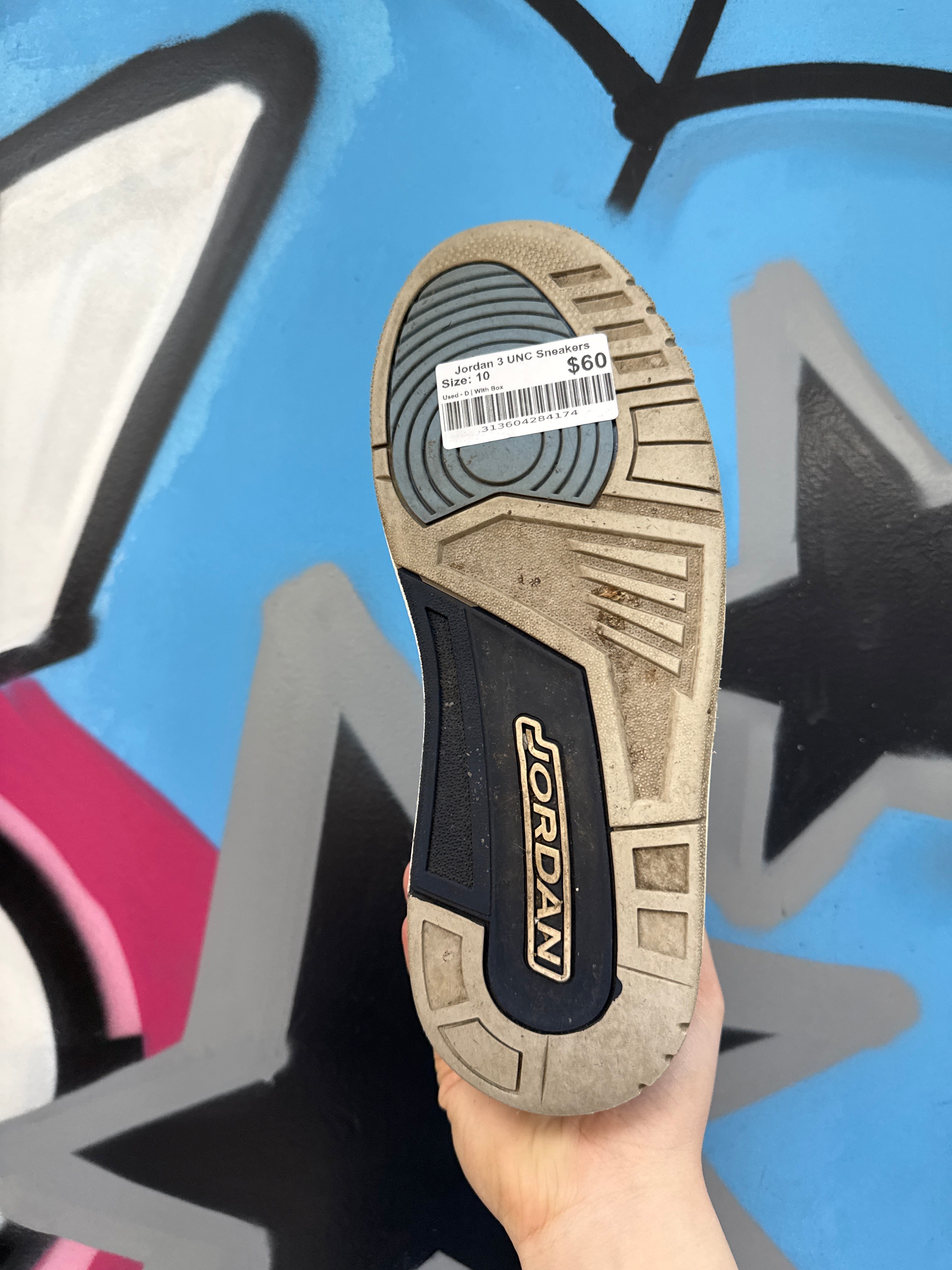 Jordan 3 UNC Sneakers