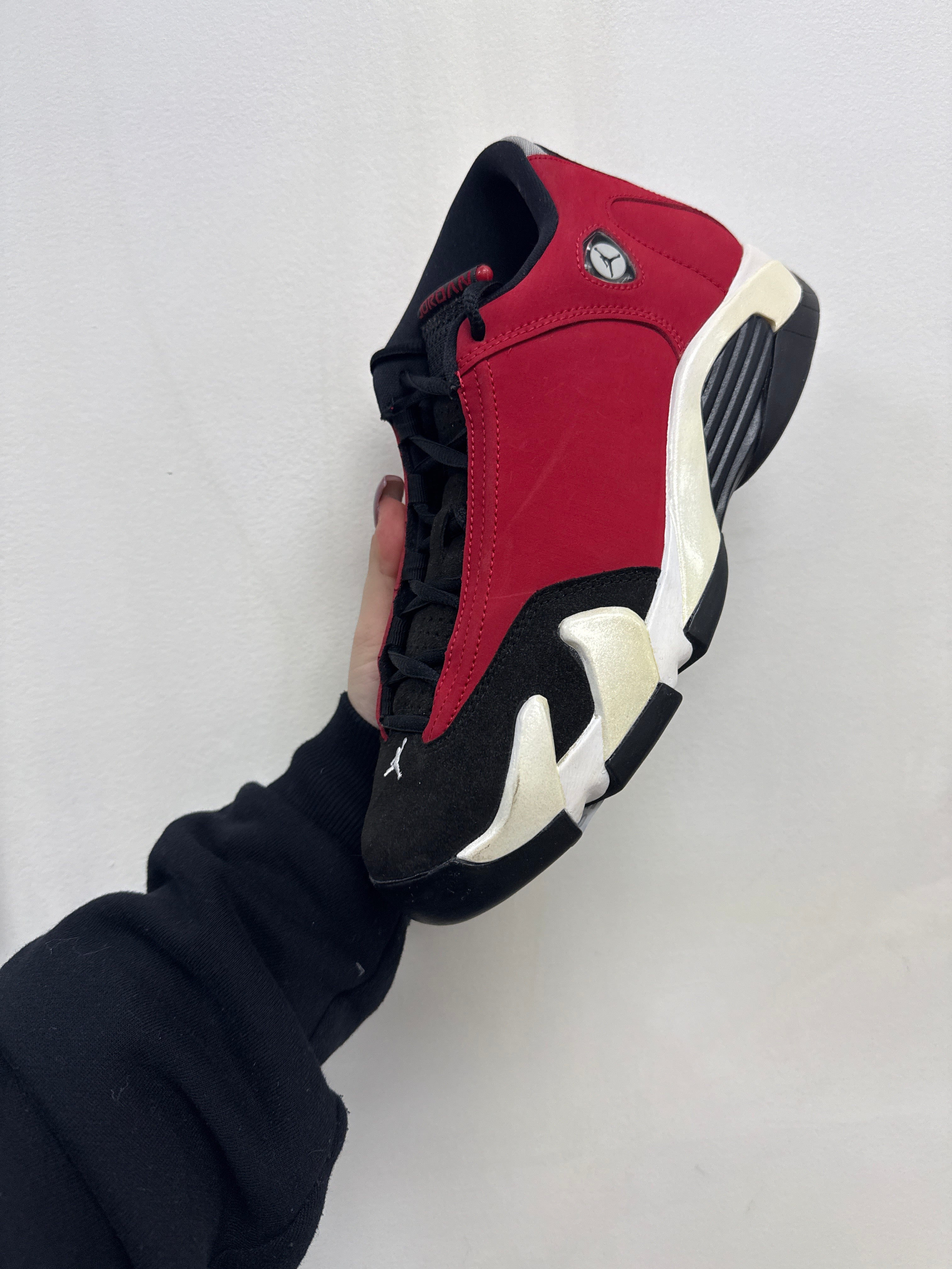 Jordan 14 Toro Sneakers