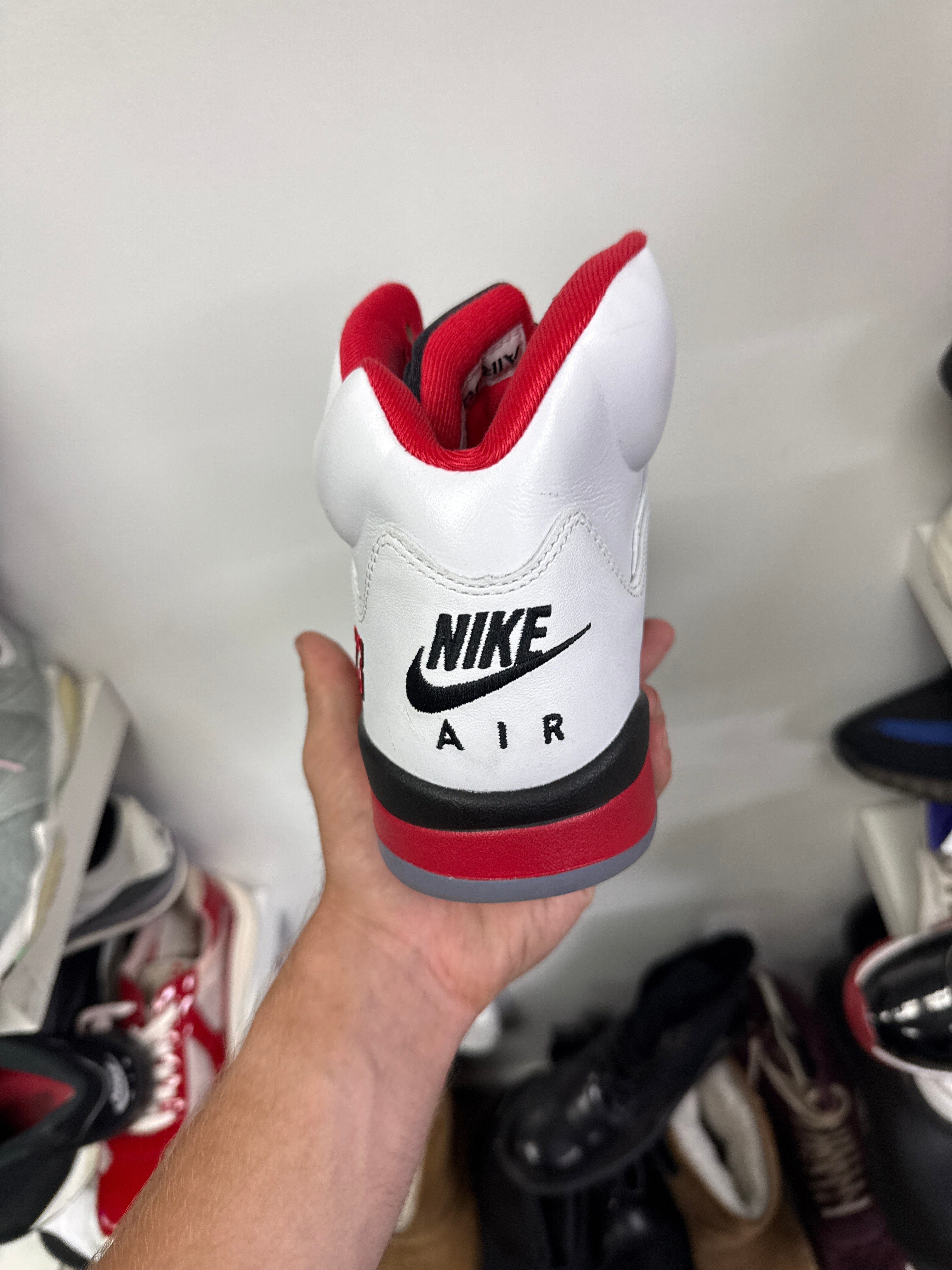 Jordan 5 Fire Red Sneakers