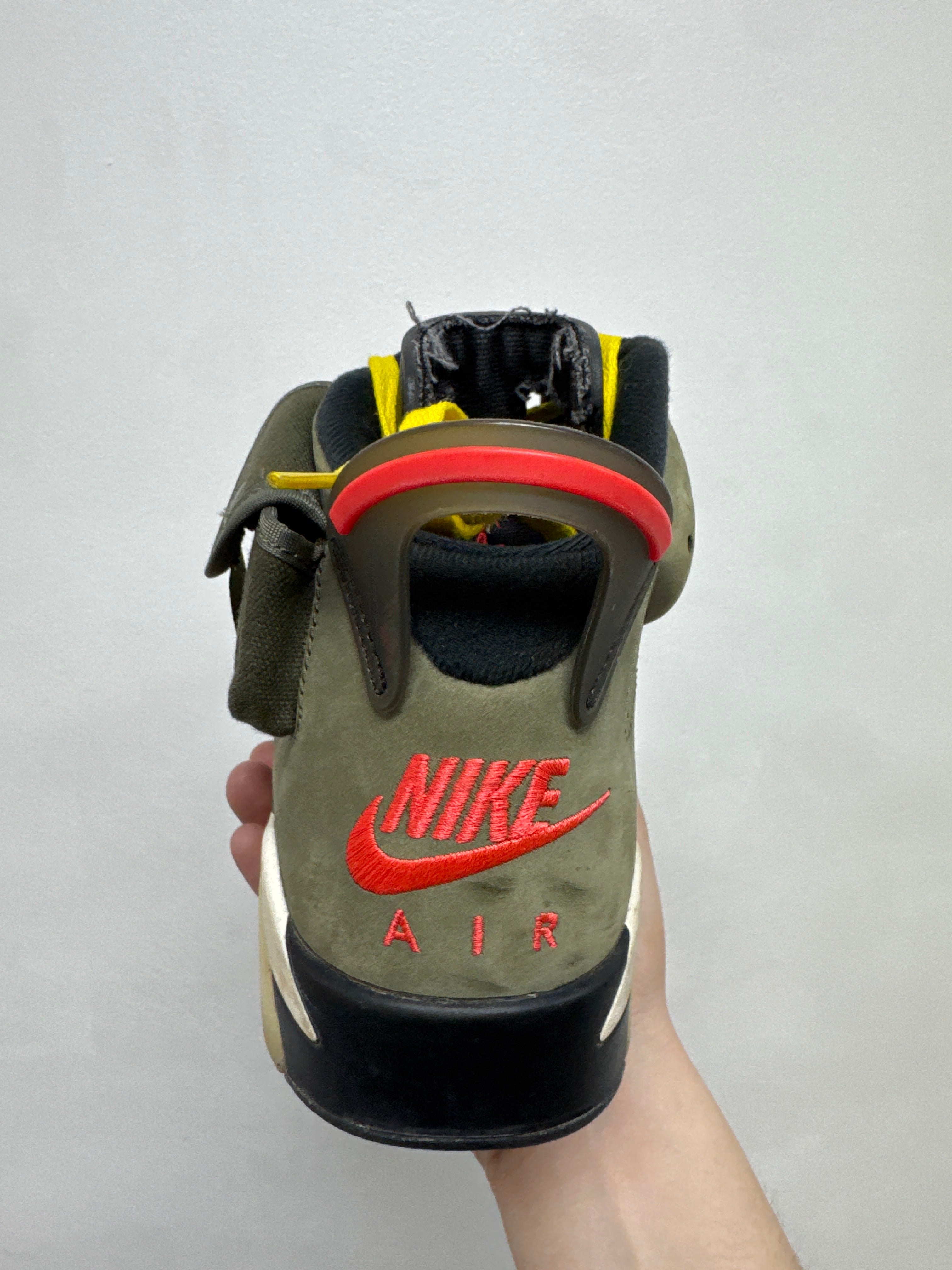 Jordan 6 Travis Scott Olive Sneakers