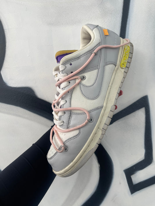 Nike Dunk Low Off-White Lot 24 Sneakers