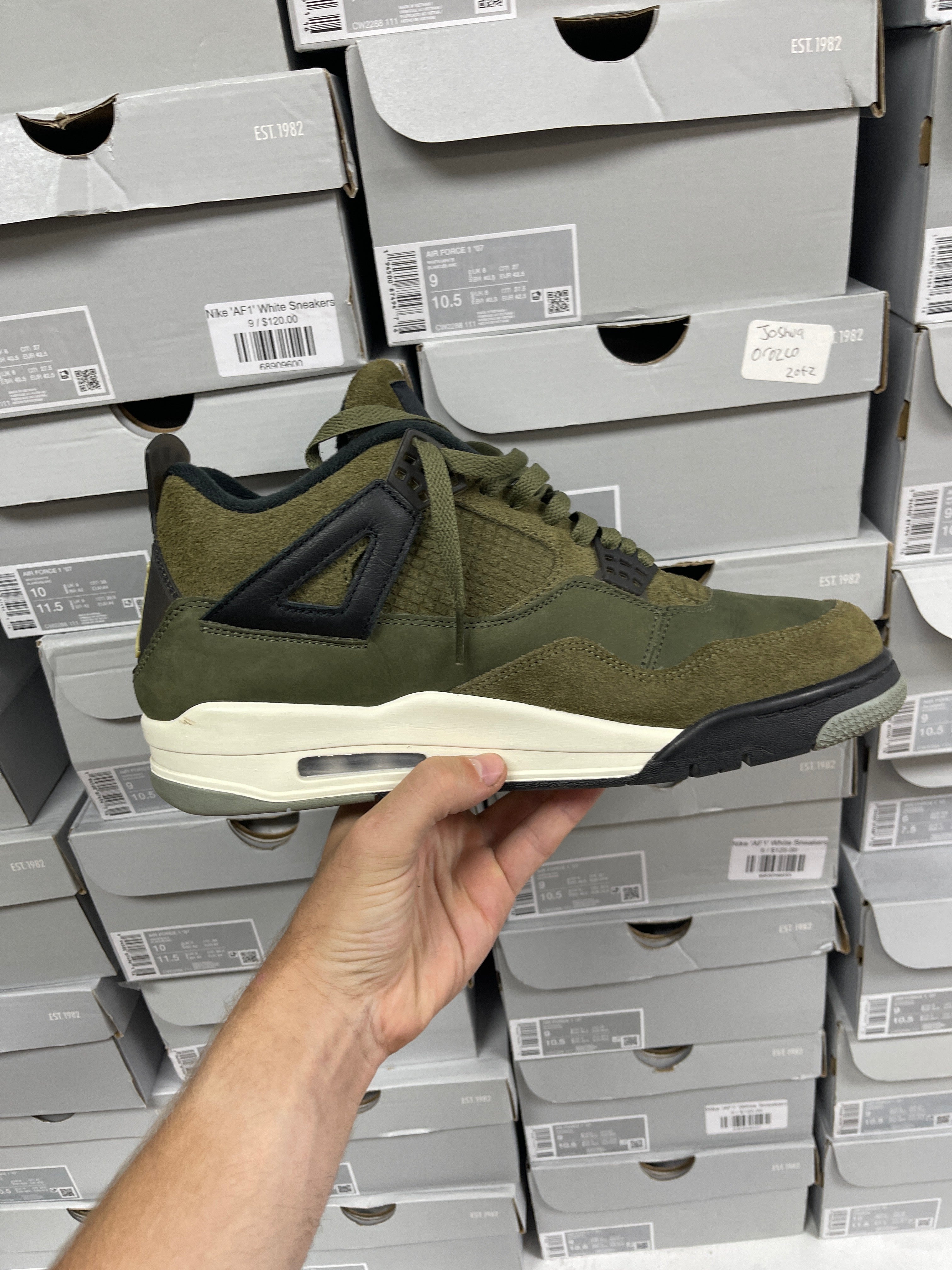 Jordan 4 Craft Medium Olive Sneakers