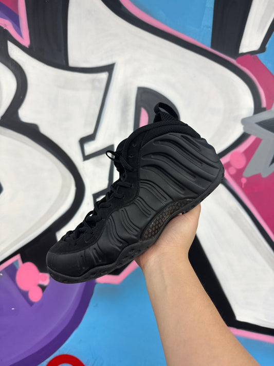 Nike Nike Foamposite Anthracite Sneakers