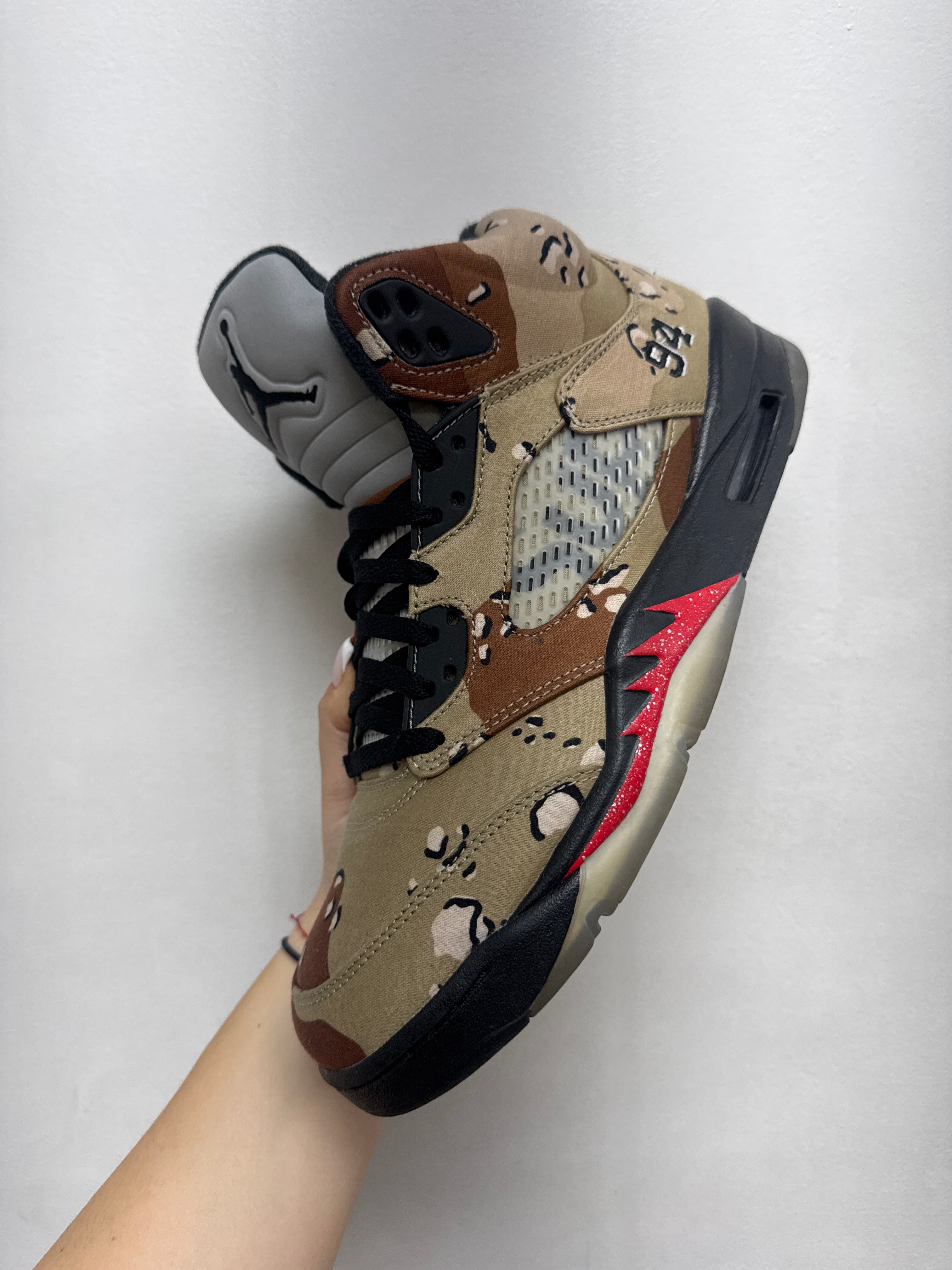 Jordan 5 Supreme Camo Sneakers