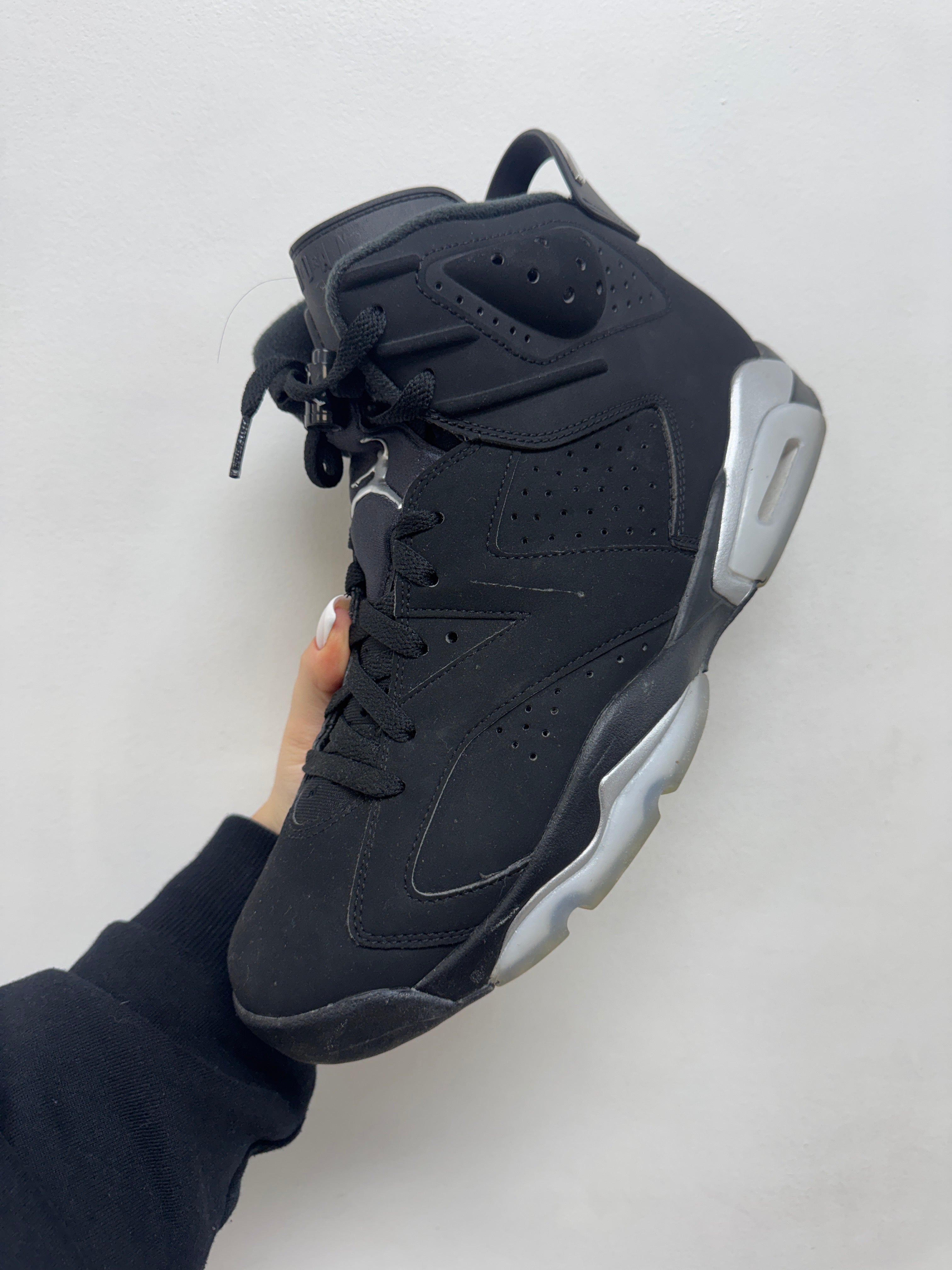 Jordan 6 Chrome Sneakers