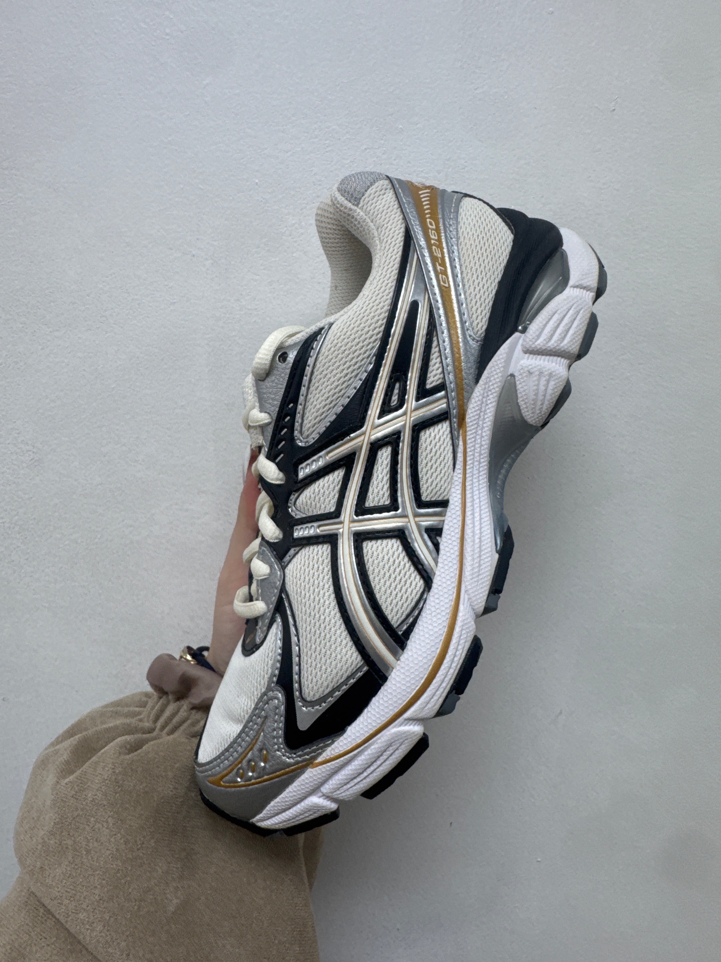 ASICS GT 2160 Cream Pure Silver Gold Sneakers