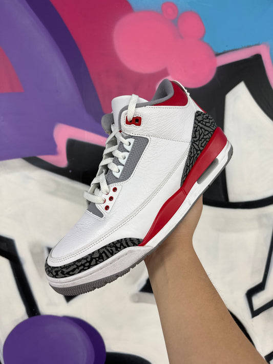 Jordan 3 Fire Red Sneakers