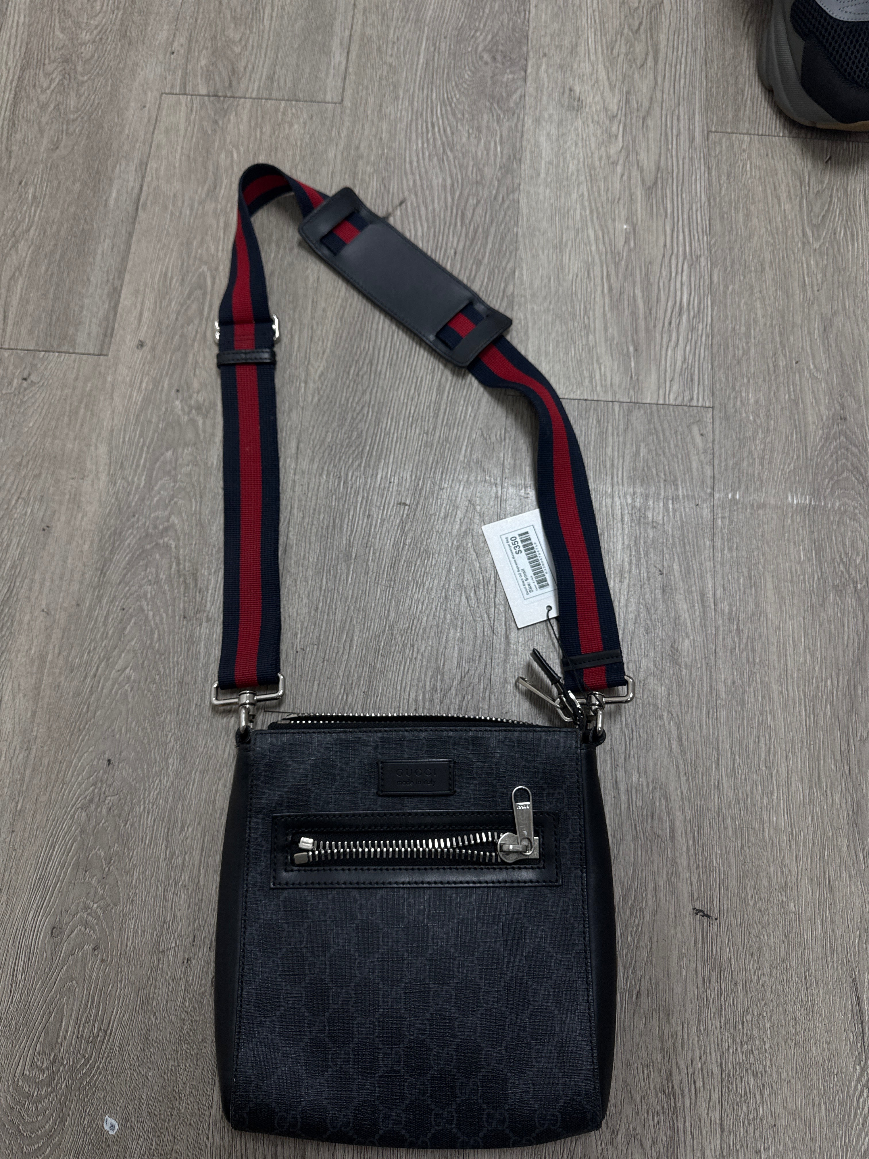Gucci Black GG Supreme Messenger Bag