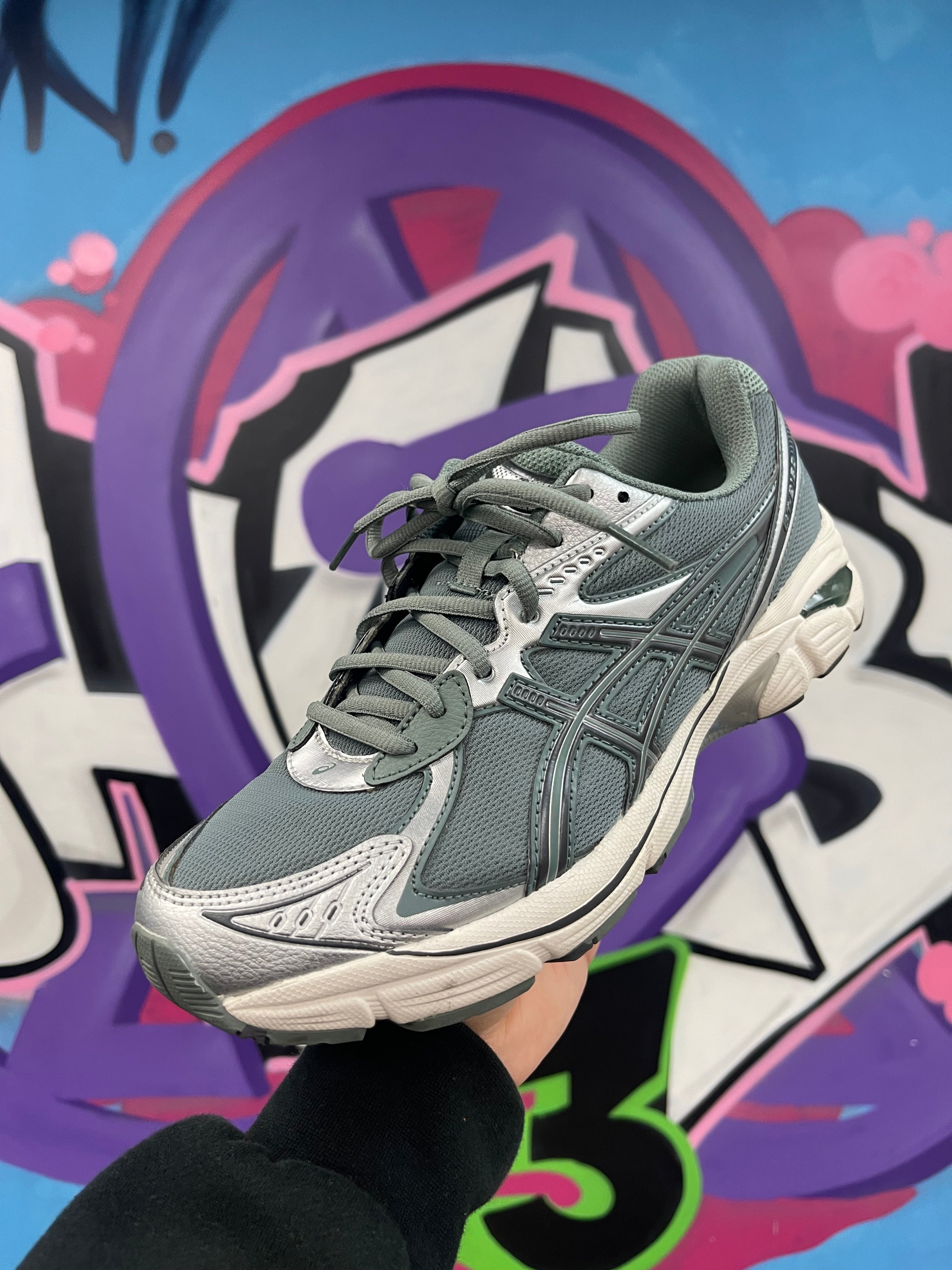 ASICS Gt-2160 Olive Sneakers