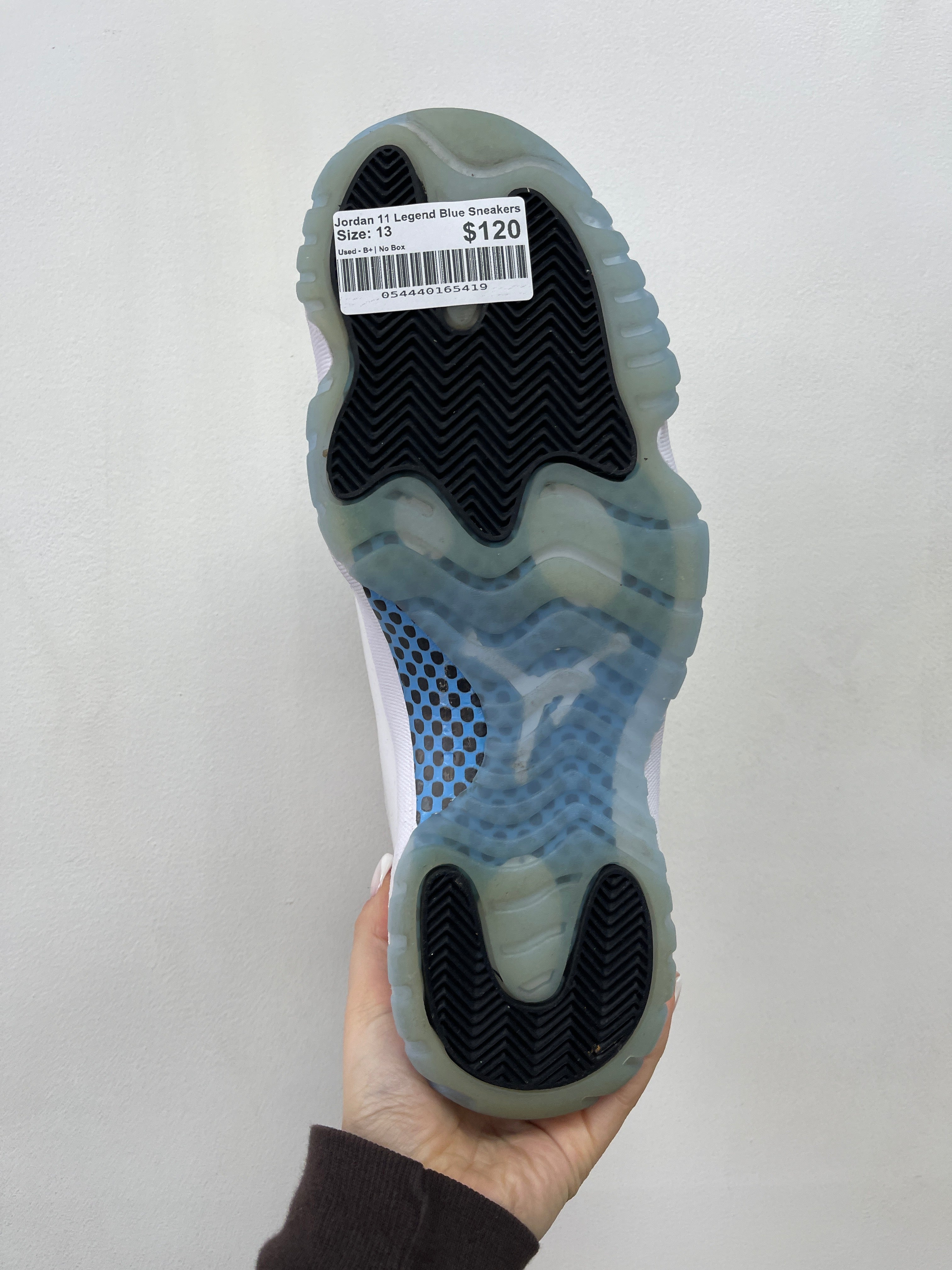 Jordan 11 Legend Blue Sneakers