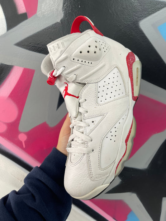 Nike Jordan 6 Red Oreo Sneakers