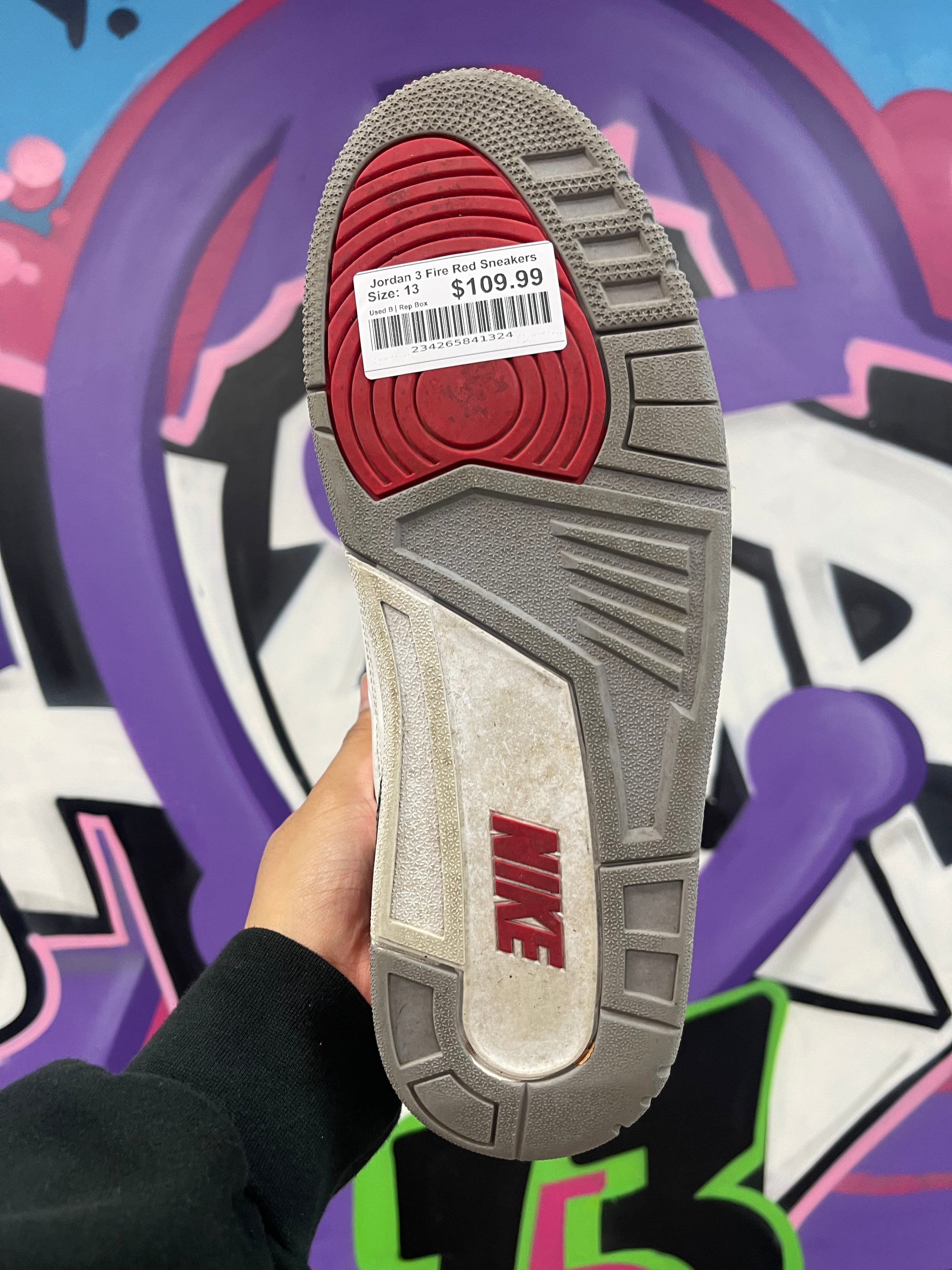 Jordan 3 Fire Red Sneakers