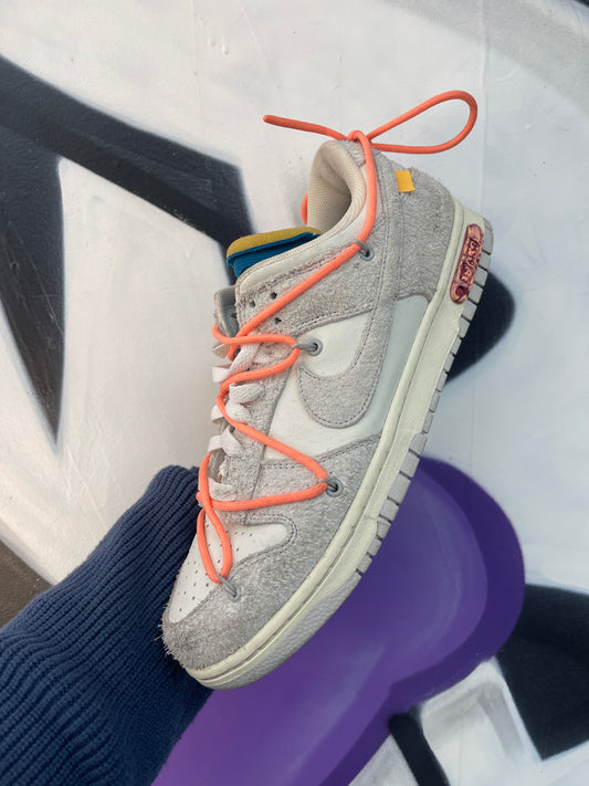 Nike Off-White Dunk Low Lot 19 Sneakers