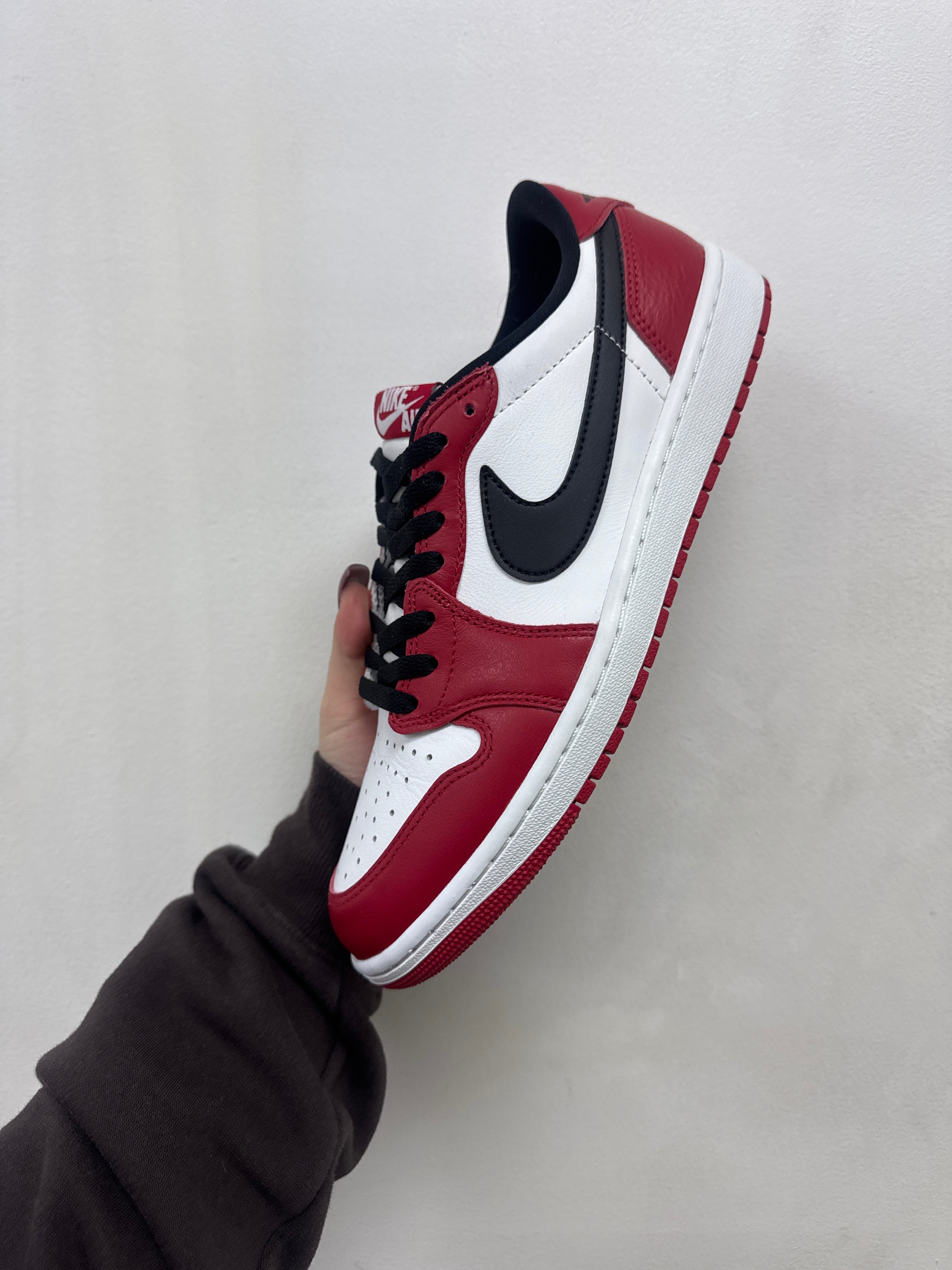 Jordan 1 Low Chicago Sneakers