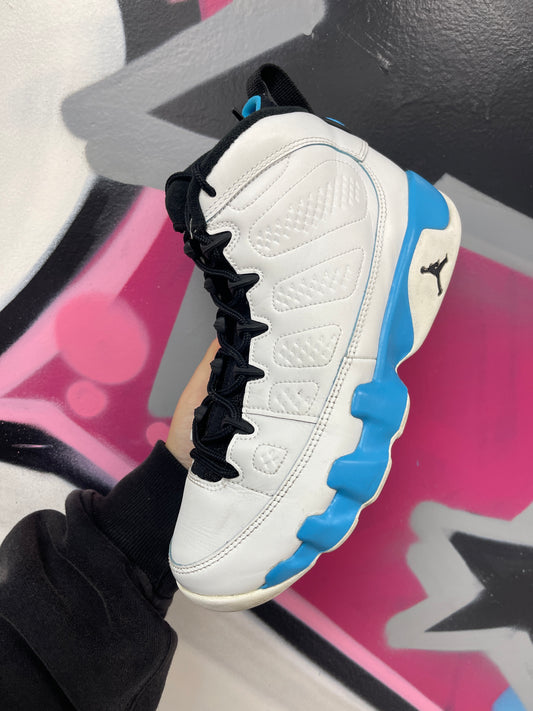 Nike Jordan 9 UNC Sneaker