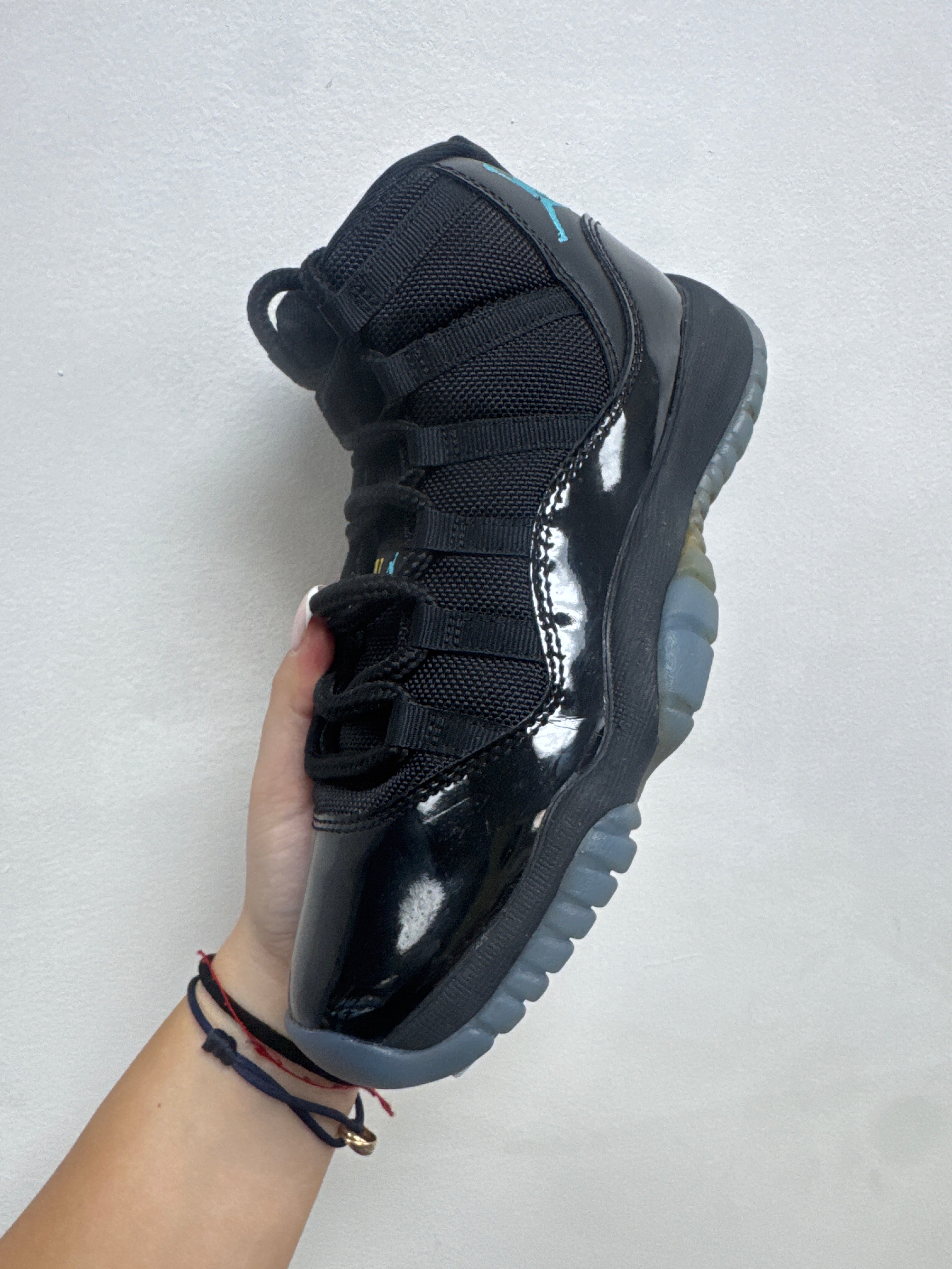 Jordan 11 Gamma Sneakers