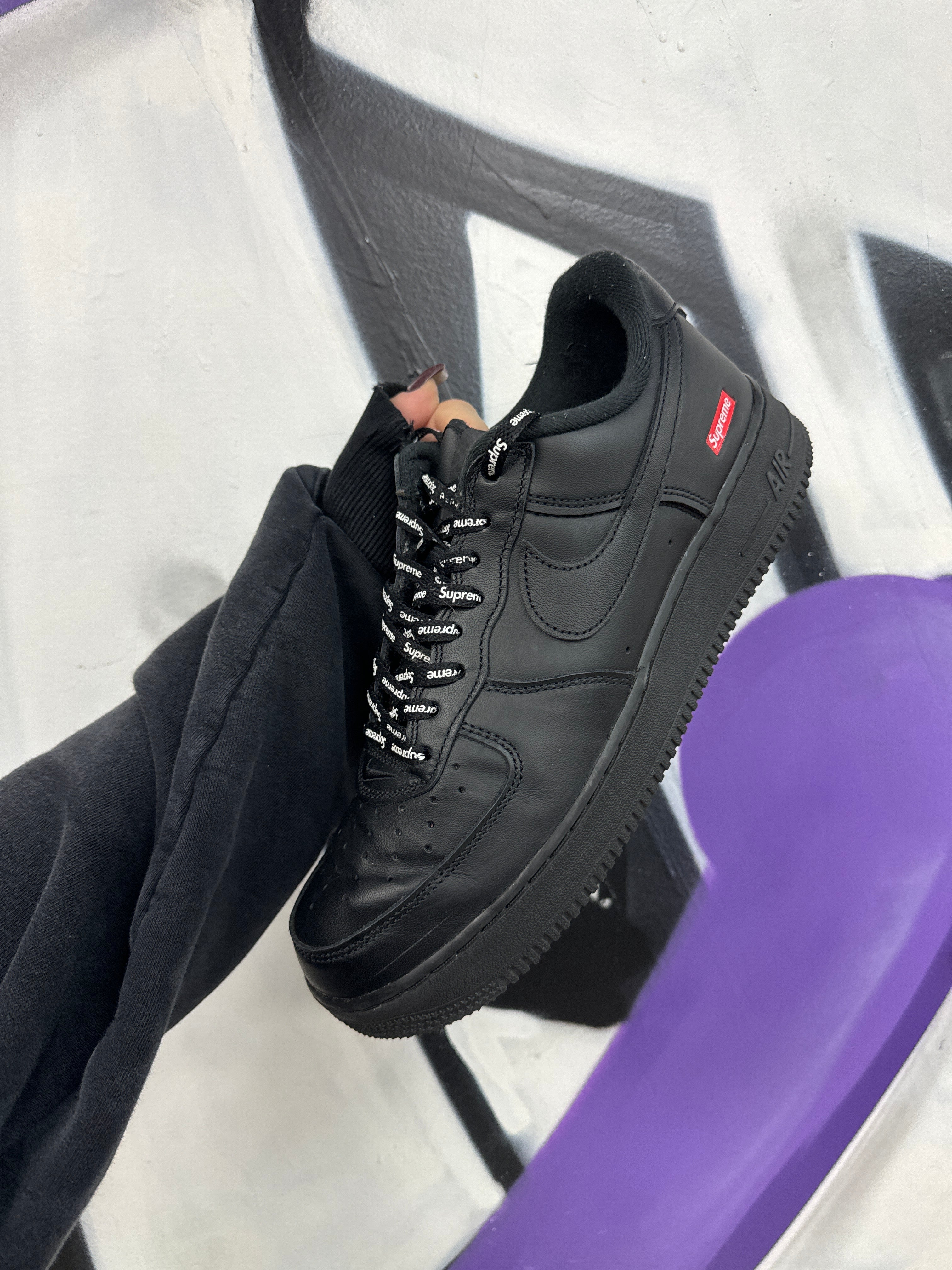 Nike Supreme AF1 Black Sneakers
