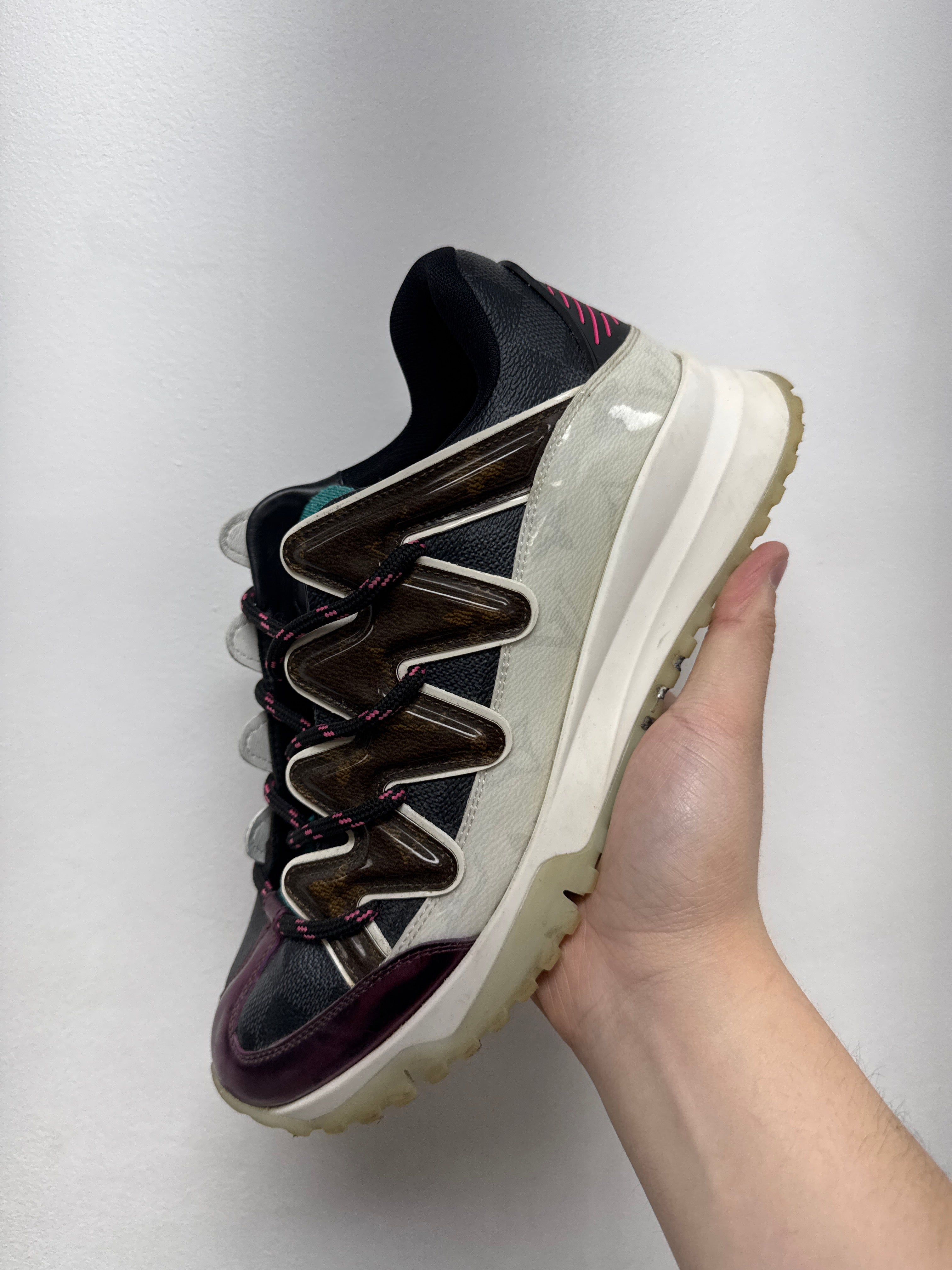 Louis Vuitton Zig Zag Sneakers