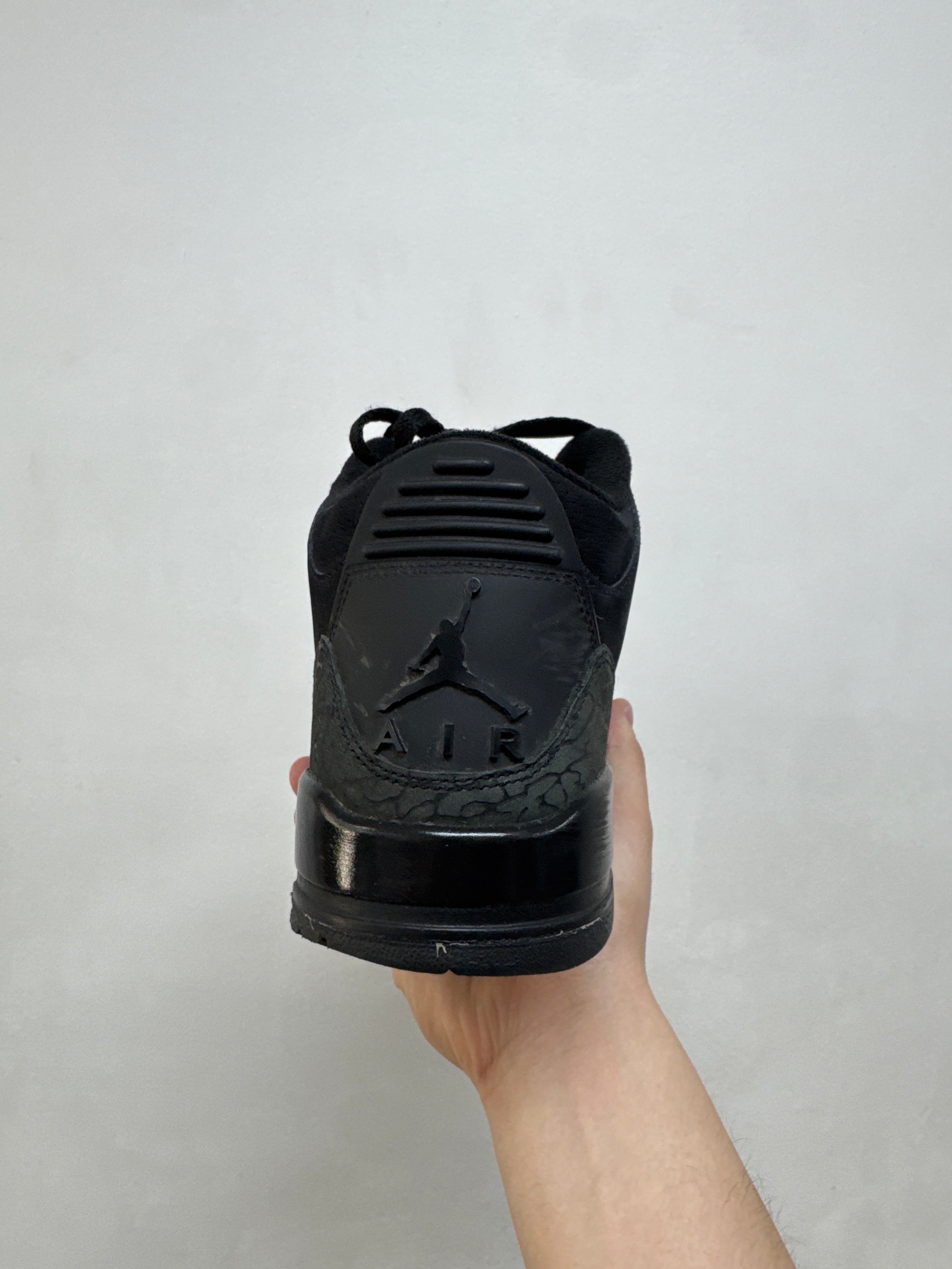 Jordan 3 Black Cat Sneakers