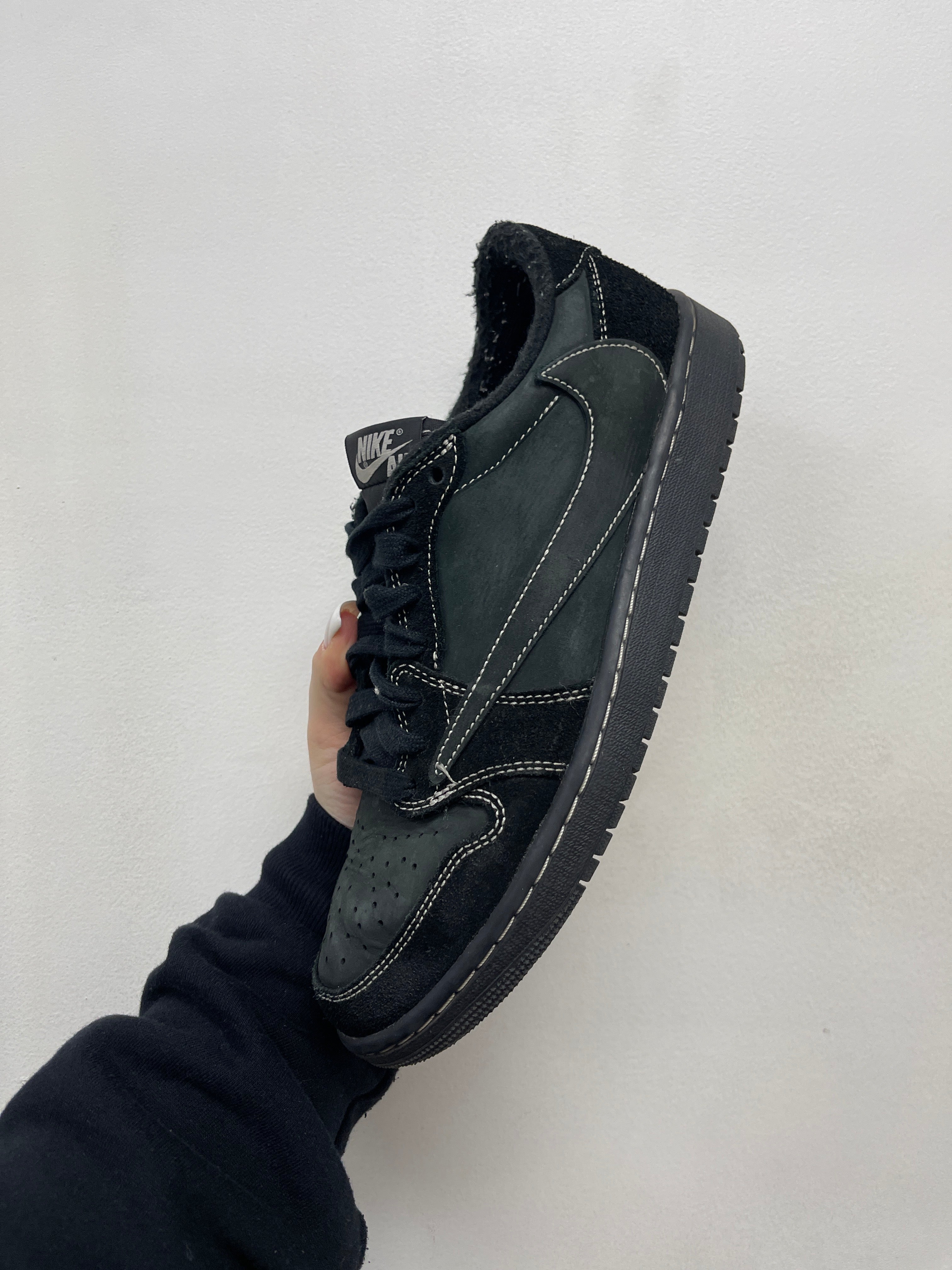 Jordan 1 Low Travis Scott Phantom Sneakers