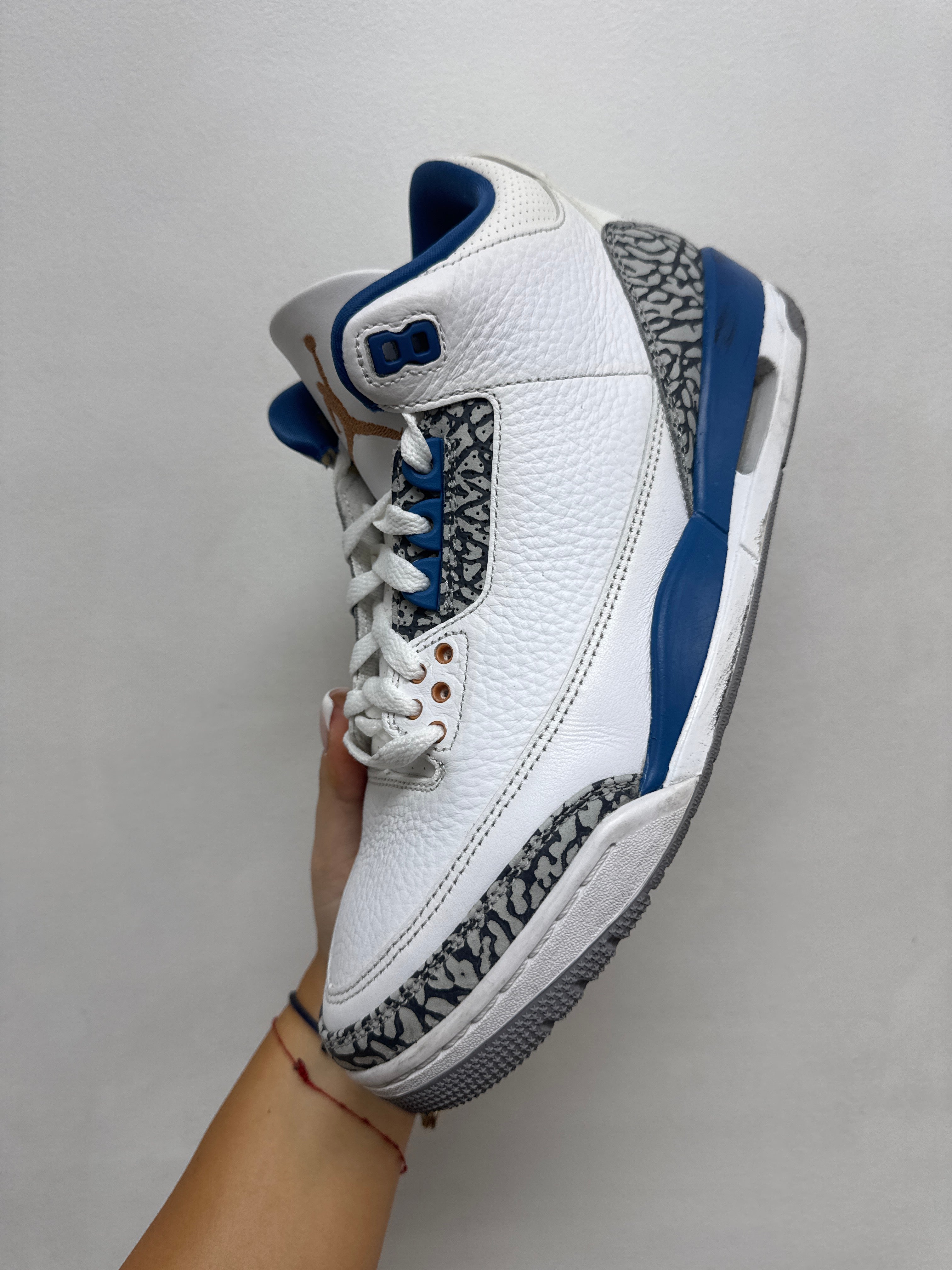 Jordan 3 Wizards Sneakers