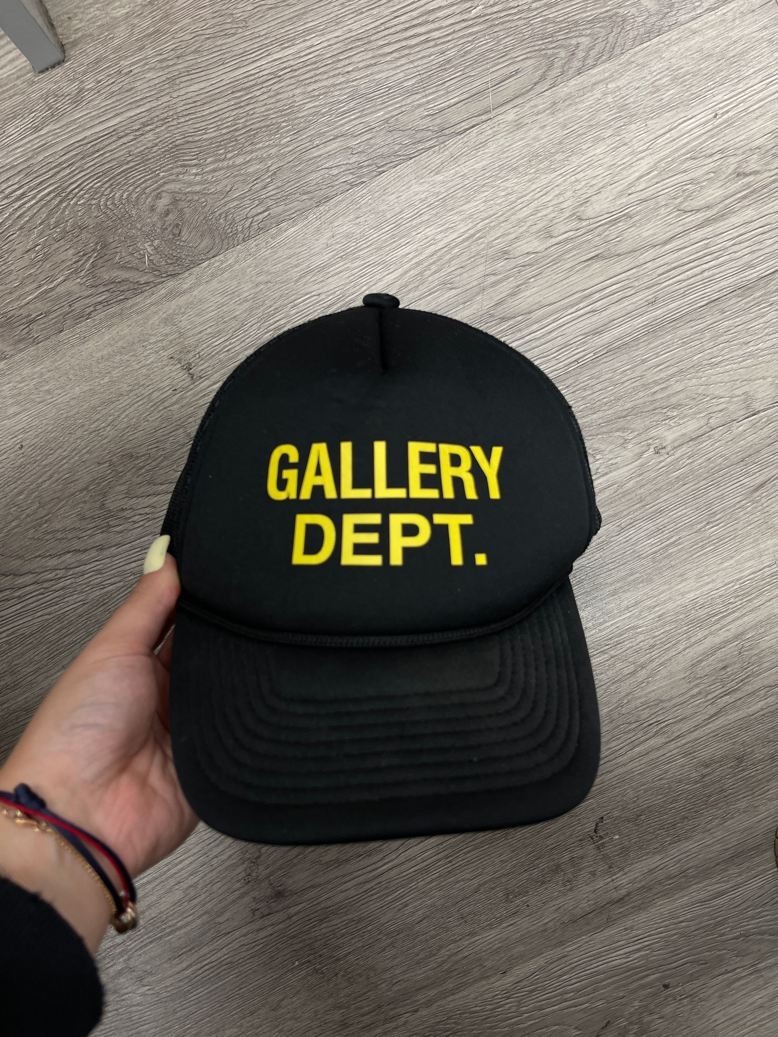 Gallery Dept Trucker Black Yellow Used