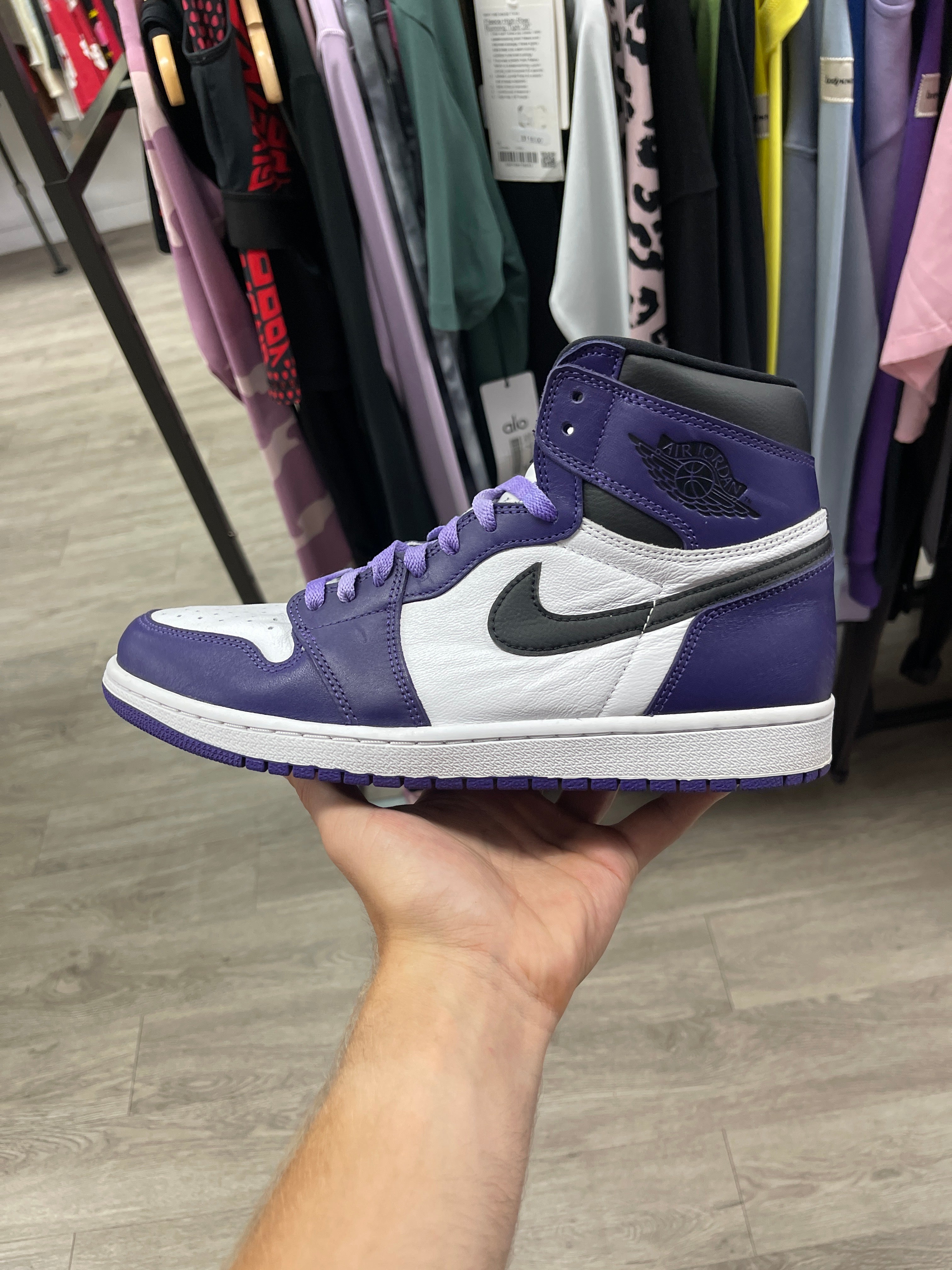 Nike Jordan 1 Court Purple 2.0 Sneakers