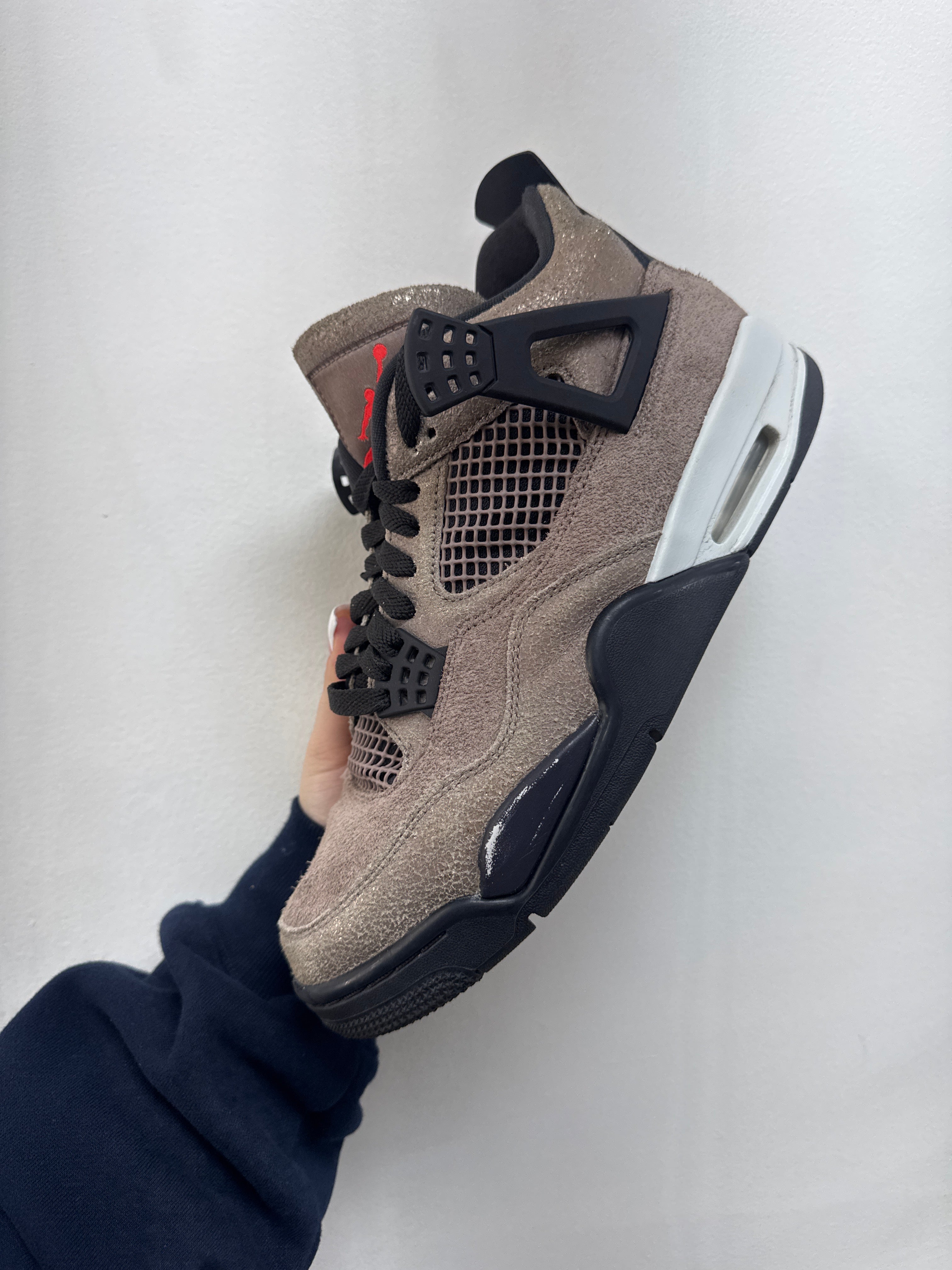 Jordan 3 Taupe Haze Sneakers