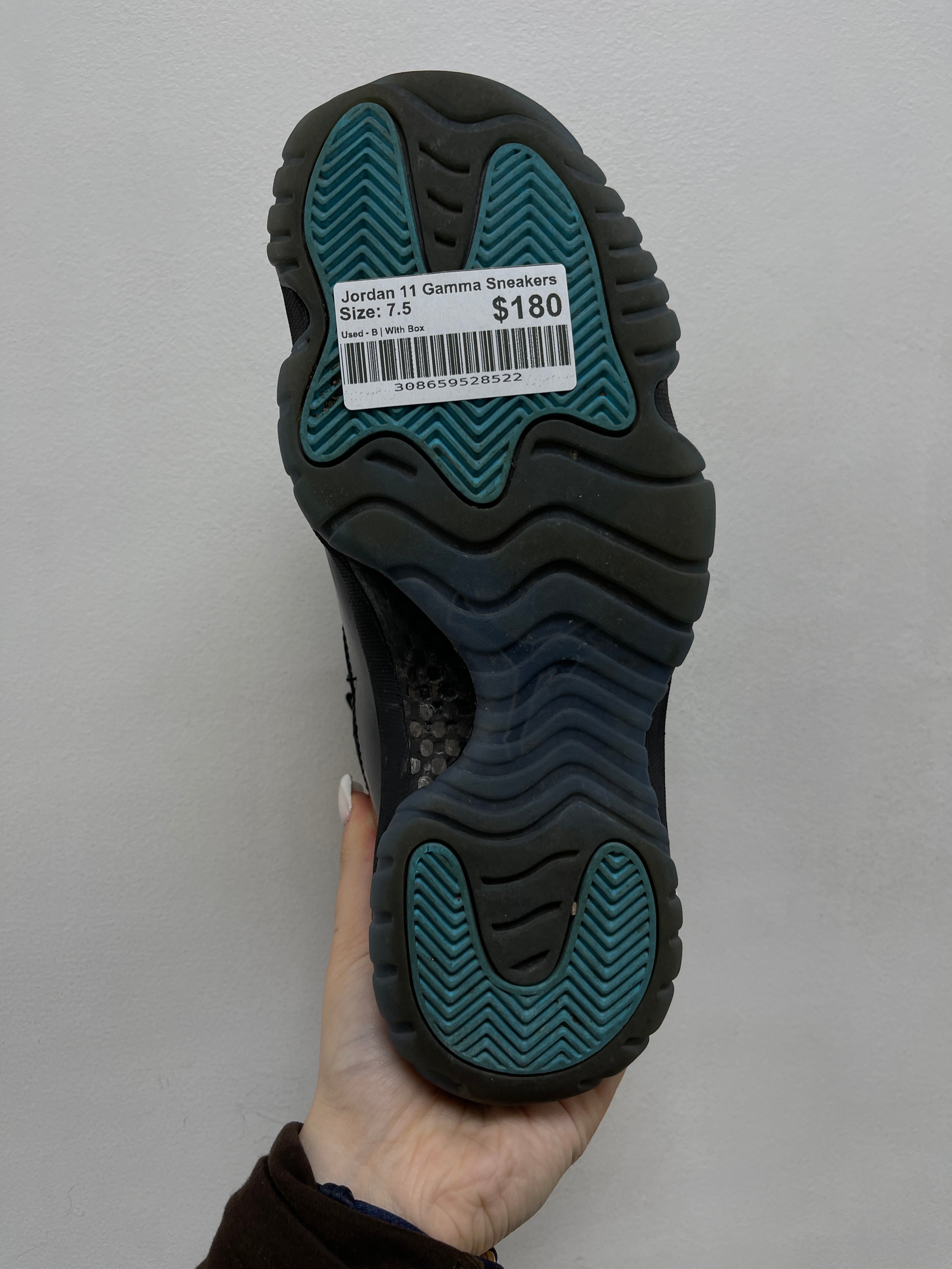 Jordan 11 Gamma Sneakers