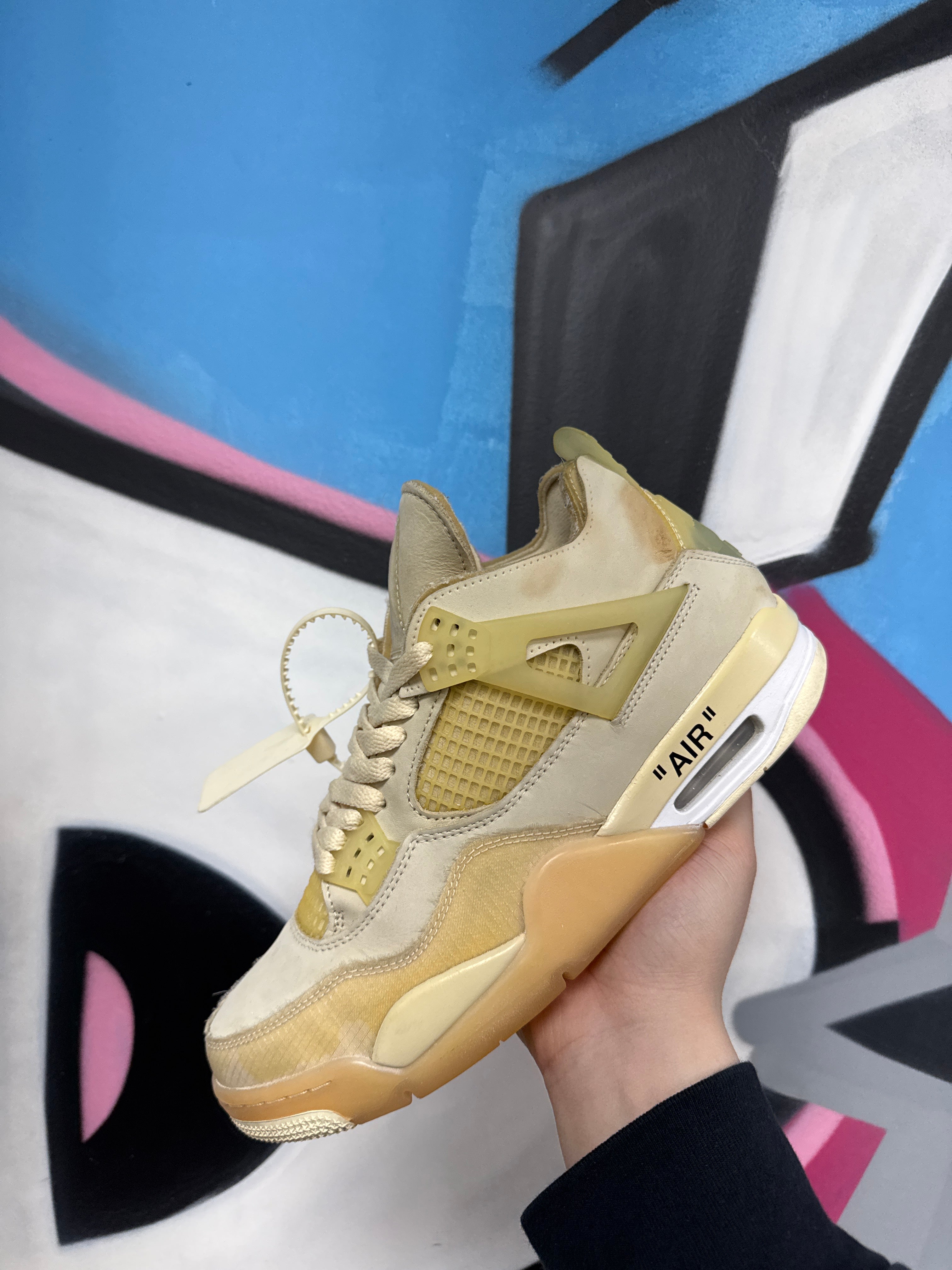 Jordan 4 x Off-White Sail Sneakers