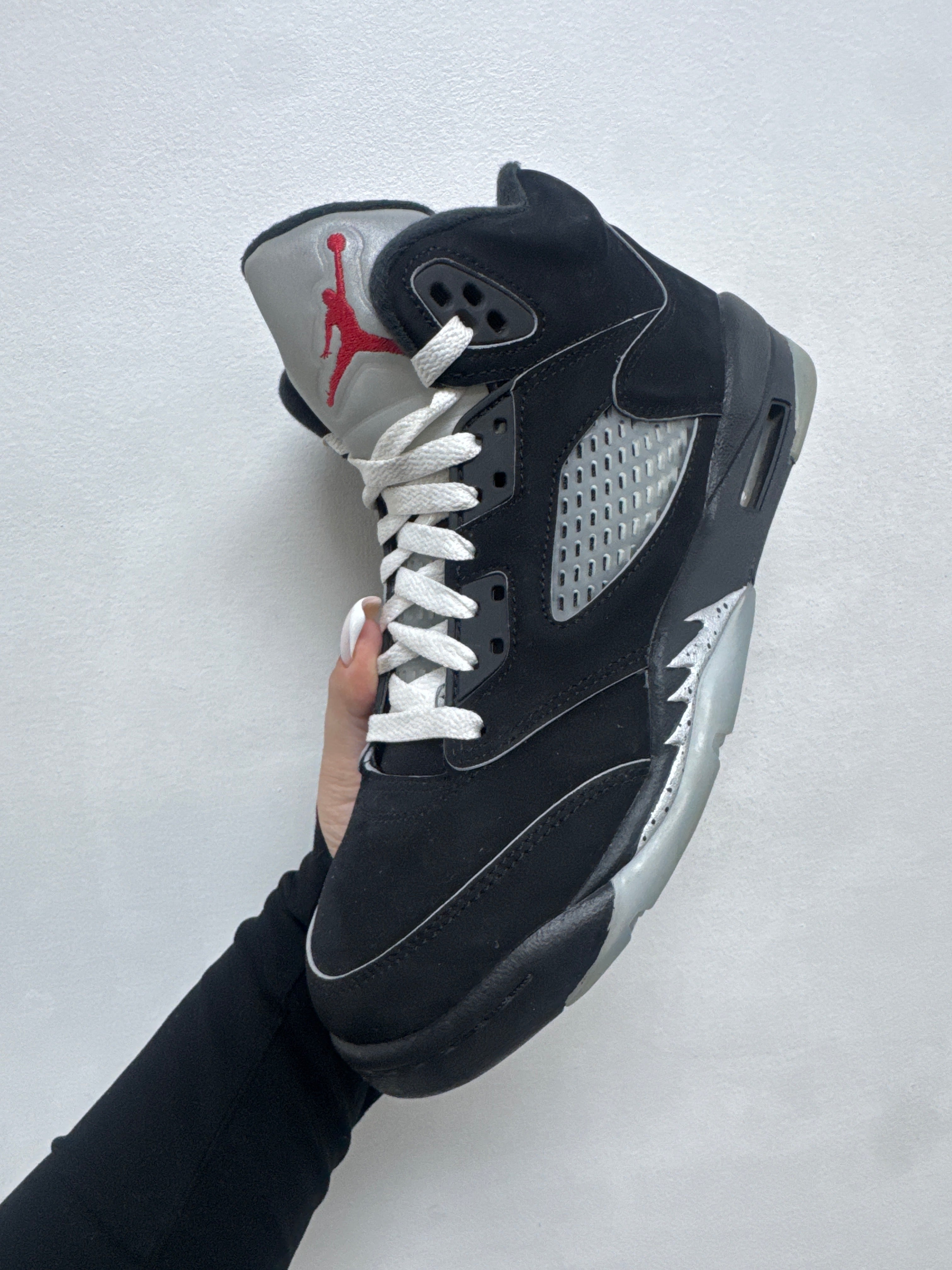 Jordan 5 Black Metallic Sneakers