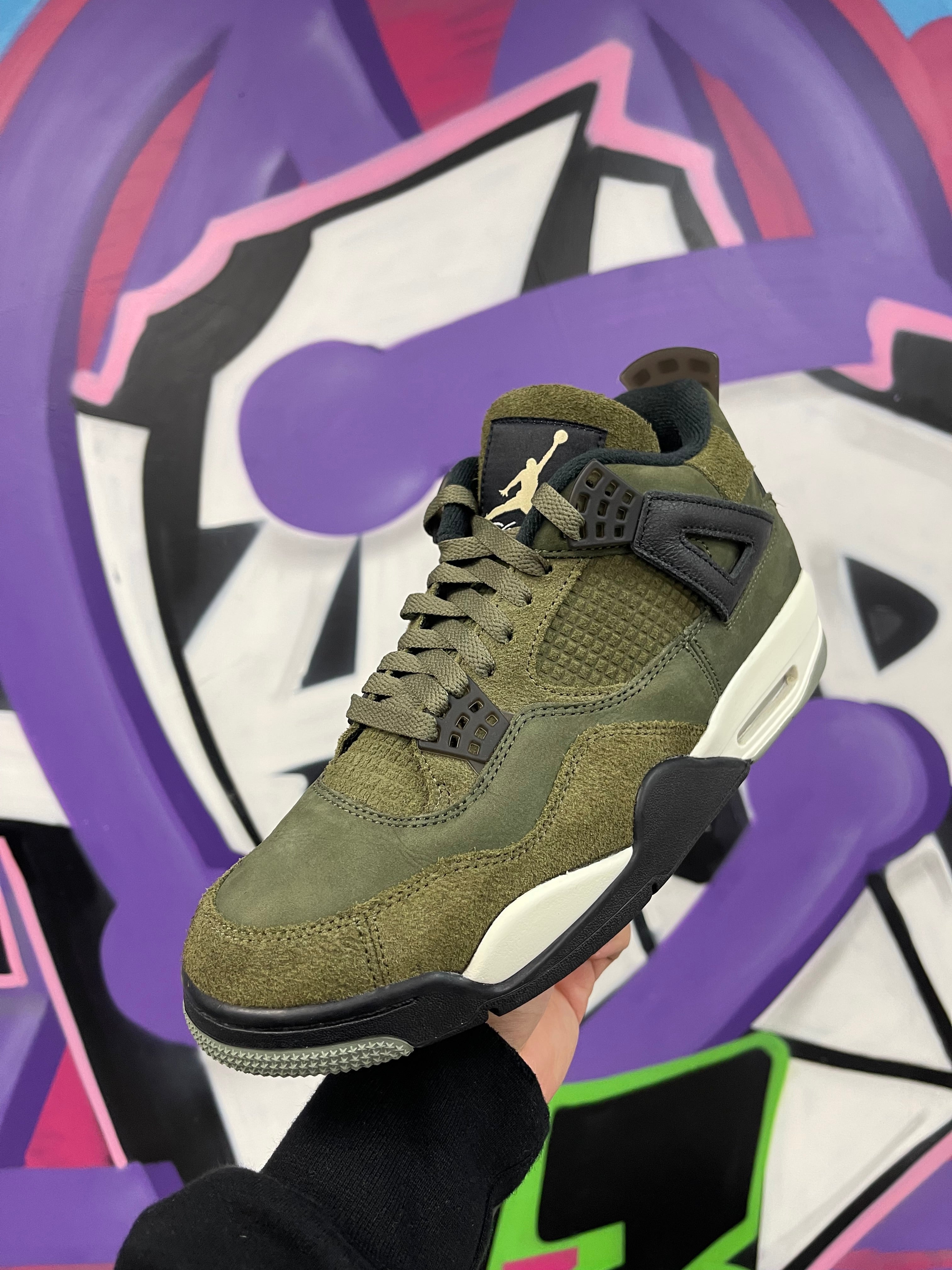 Jordan 4 Medium Olive Sneakers