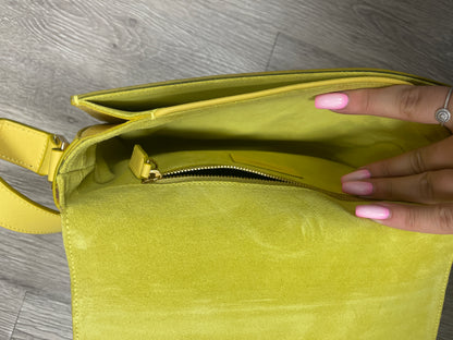 YSL Chyc Leather Classic Y Yellow Crossbody Bag Lightly Worn One Size N/A