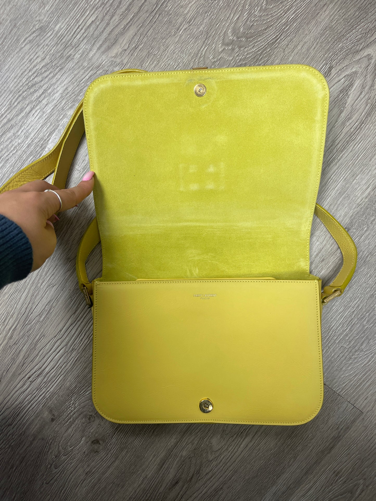 YSL Chyc Leather Classic Y Yellow Crossbody Bag Lightly Worn One Size N/A