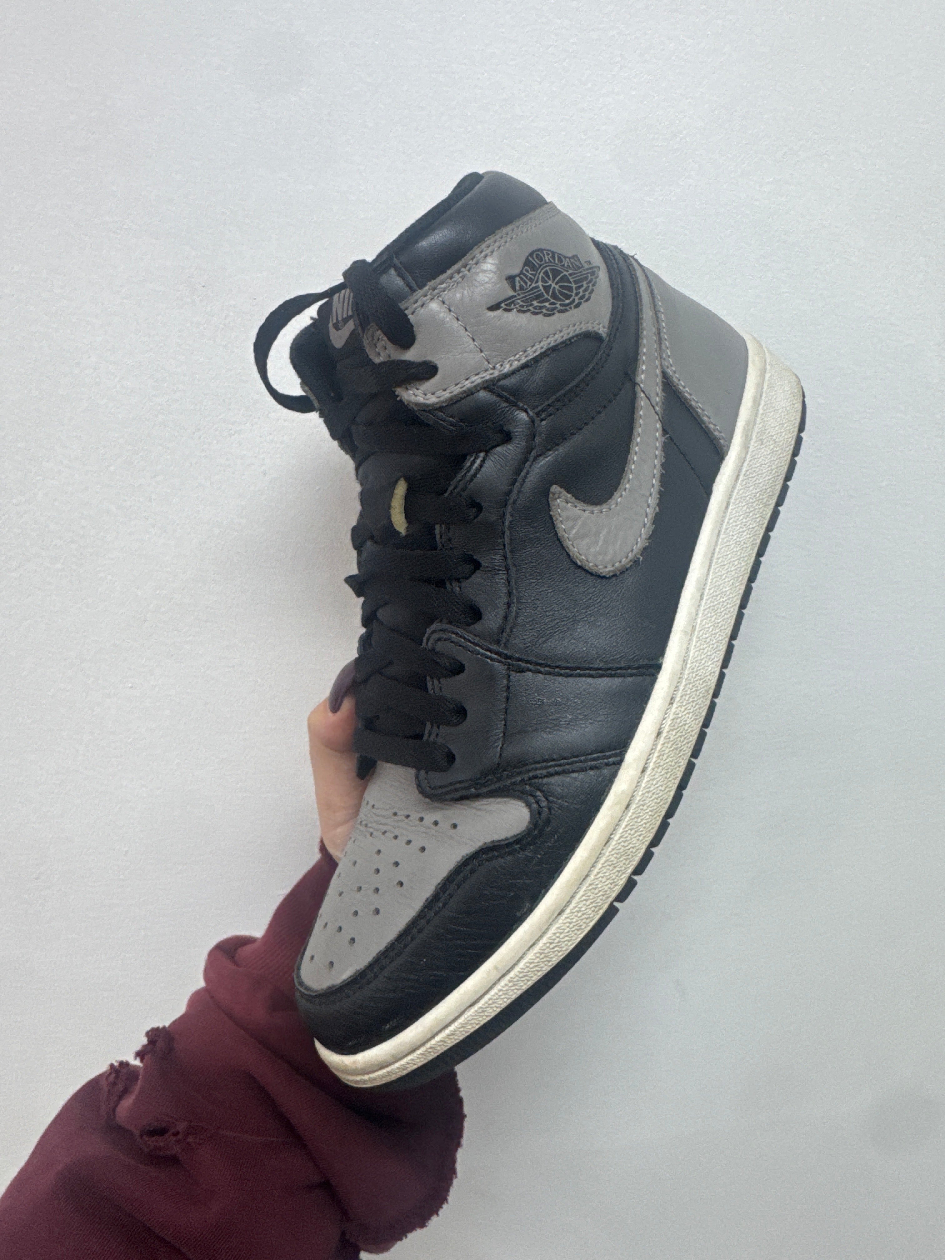 Nike Jordan 1 Shadow Sneakers