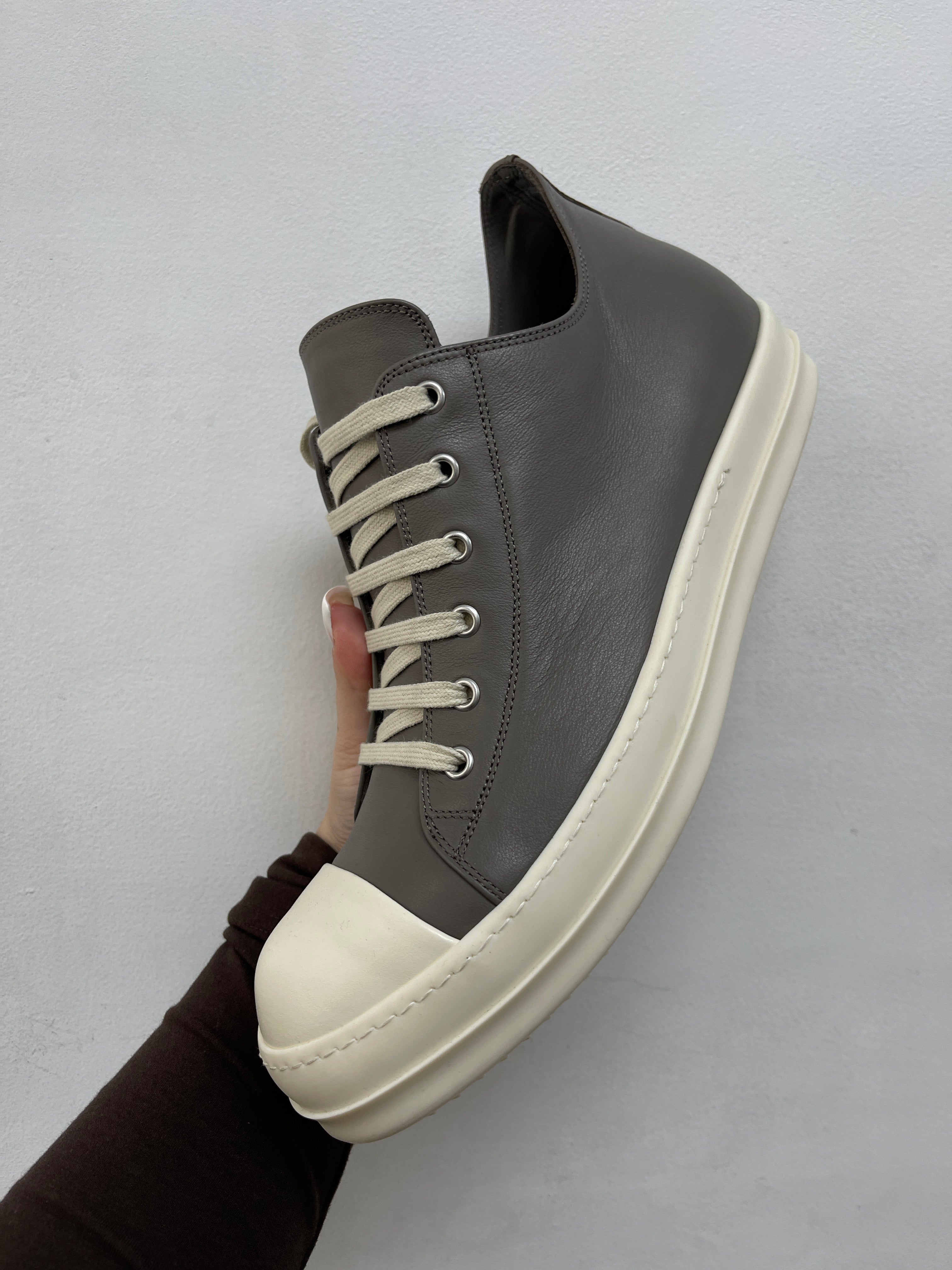 Rick Owens Dust Milk Ramone Manline Low Sneakers