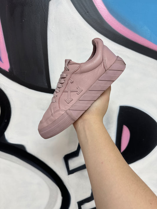 Off White Low Top Pink Sneakers