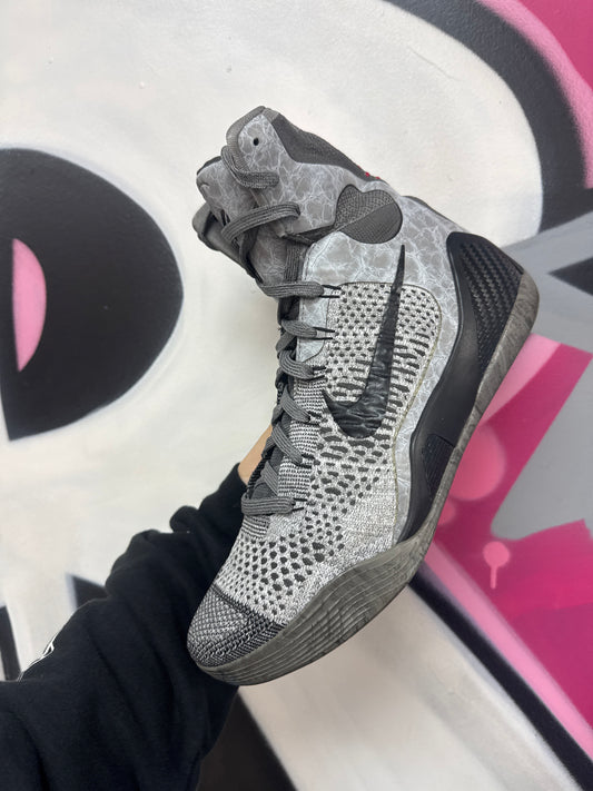 Nike Kobe 9 Elite Details Sneakers