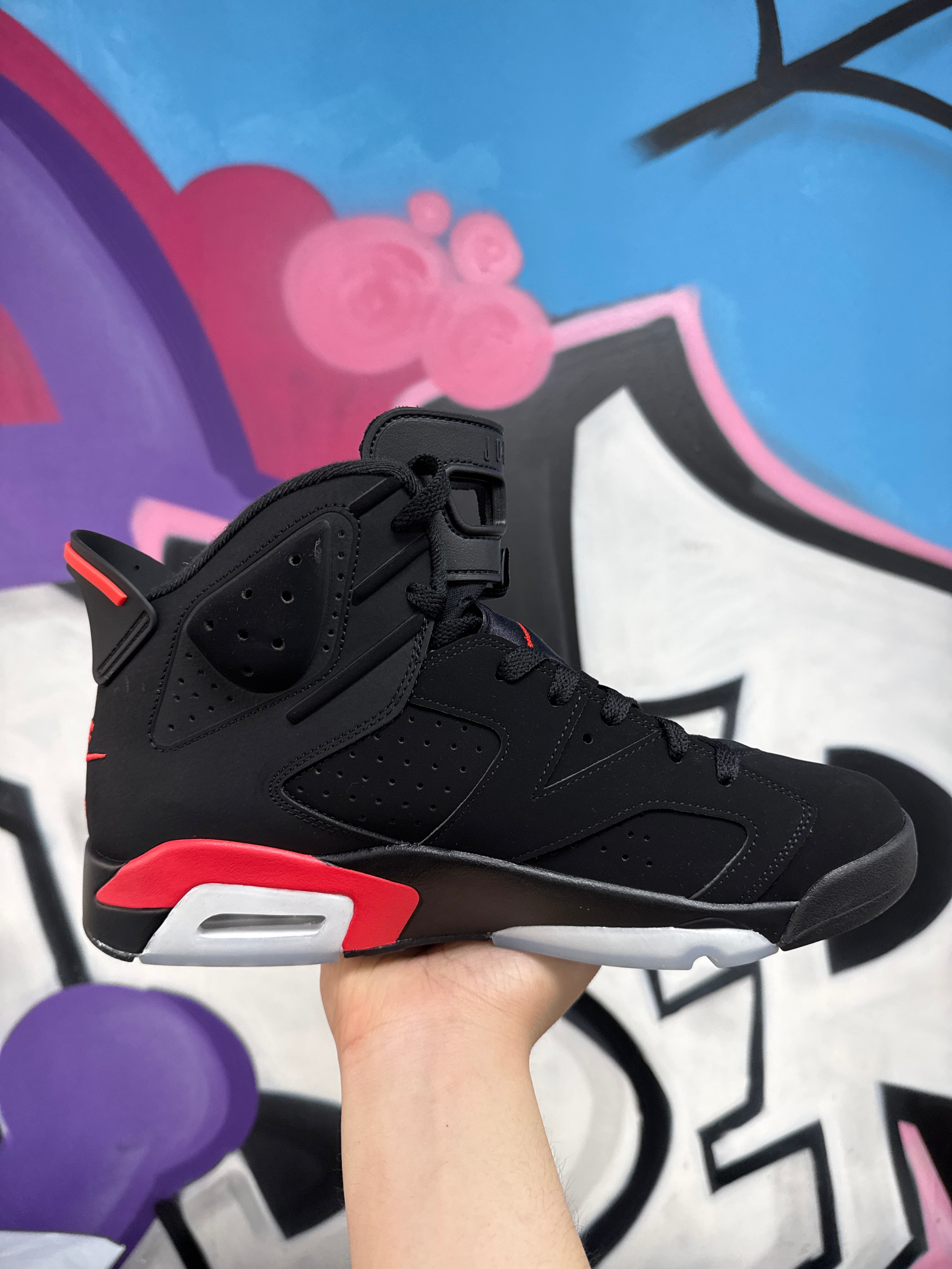 Jordan 6 Infrared Sneakers