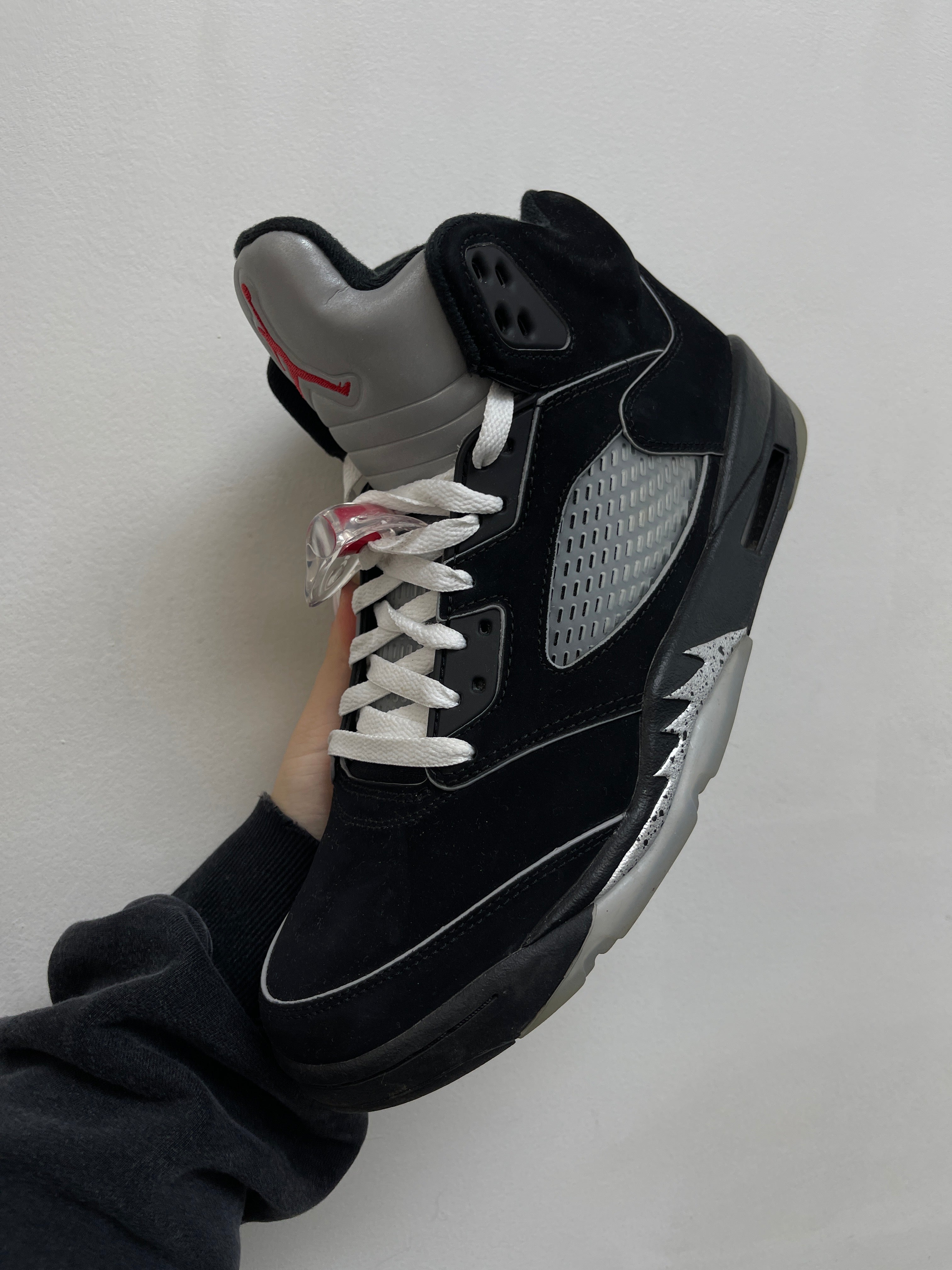 Jordan 5 Black Metallic Sneakers