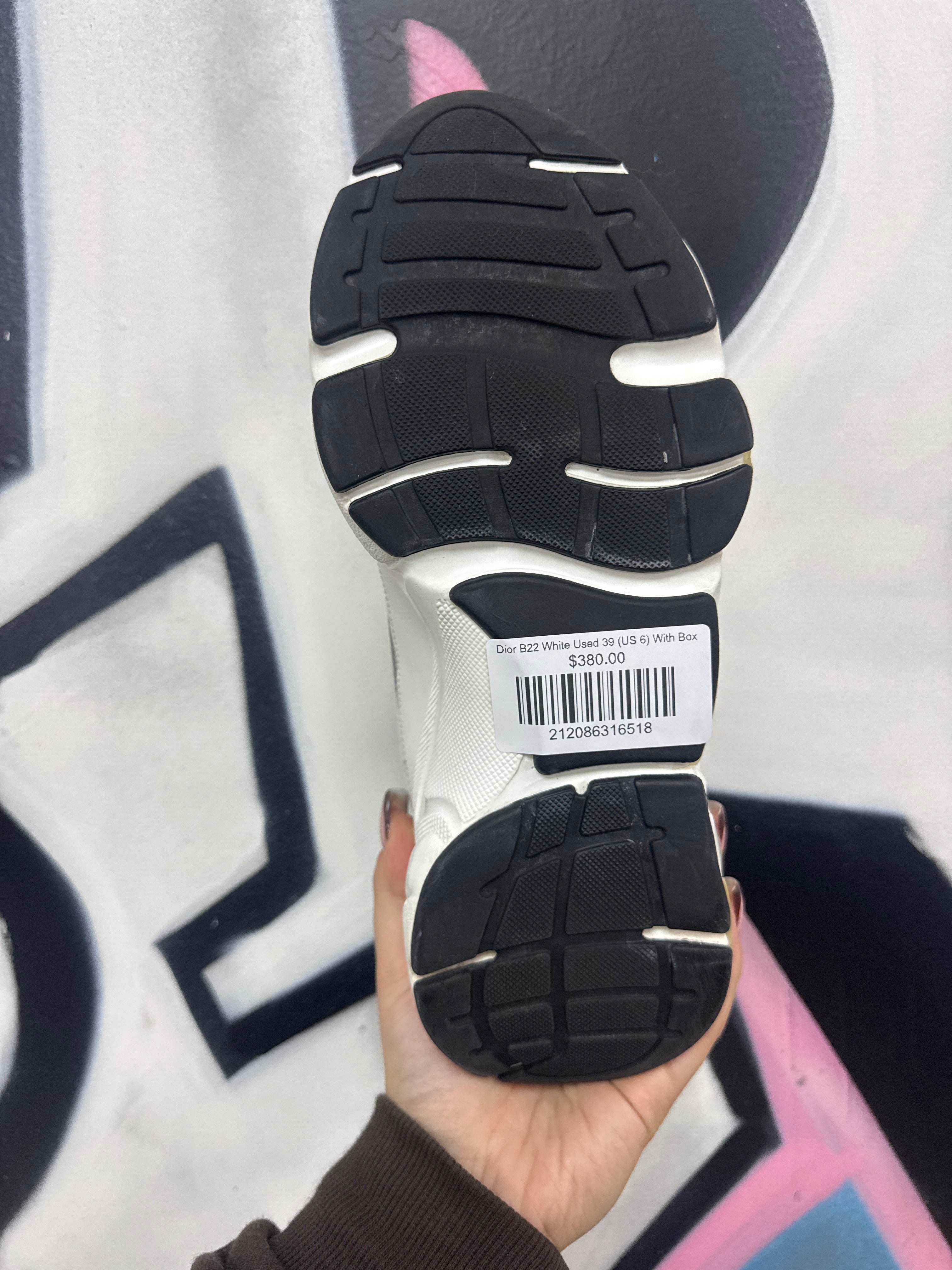 Dior B22 White Used 39 (US 6) With Box