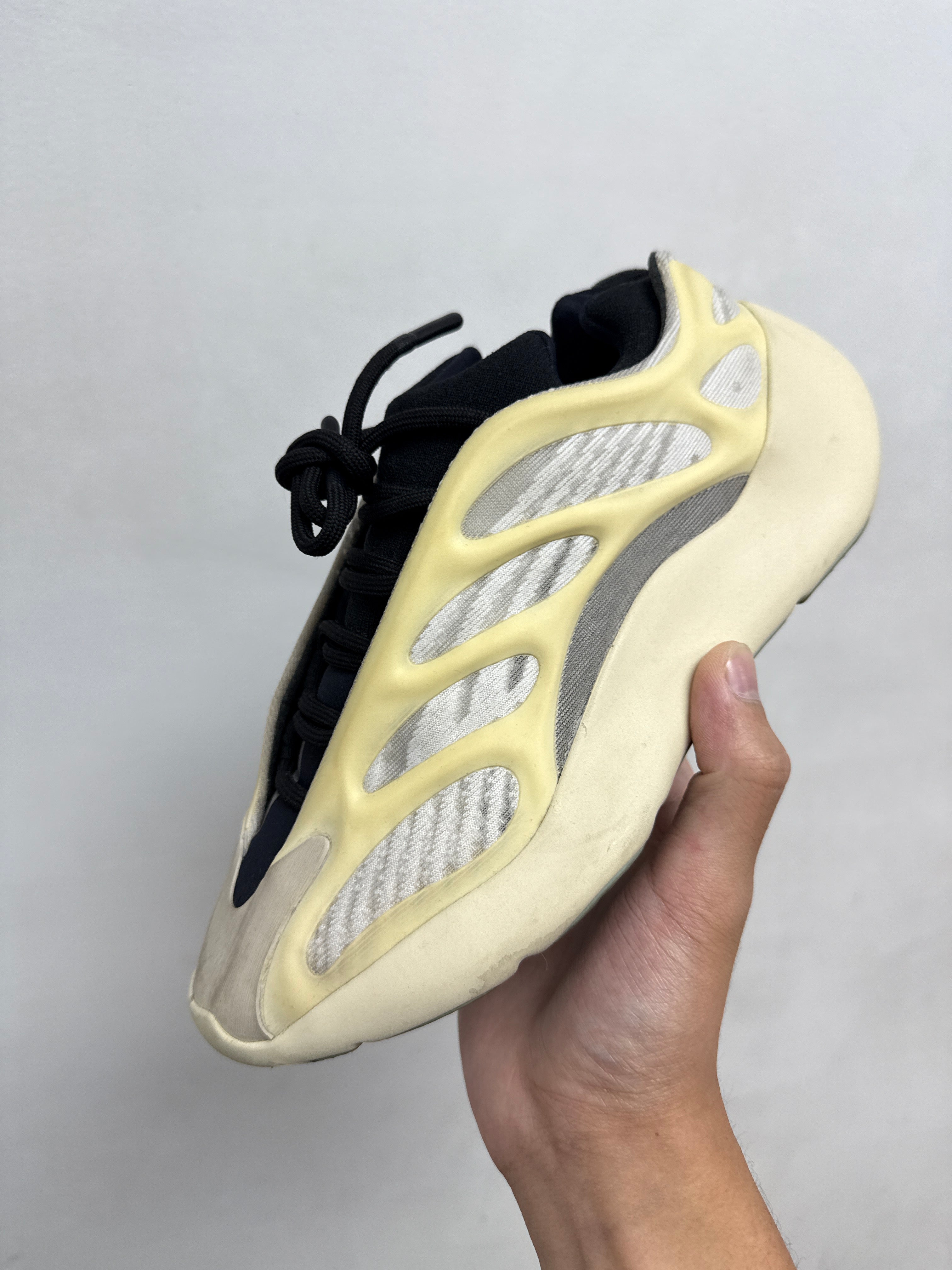 YZY 700 V3 Azael Sneakers