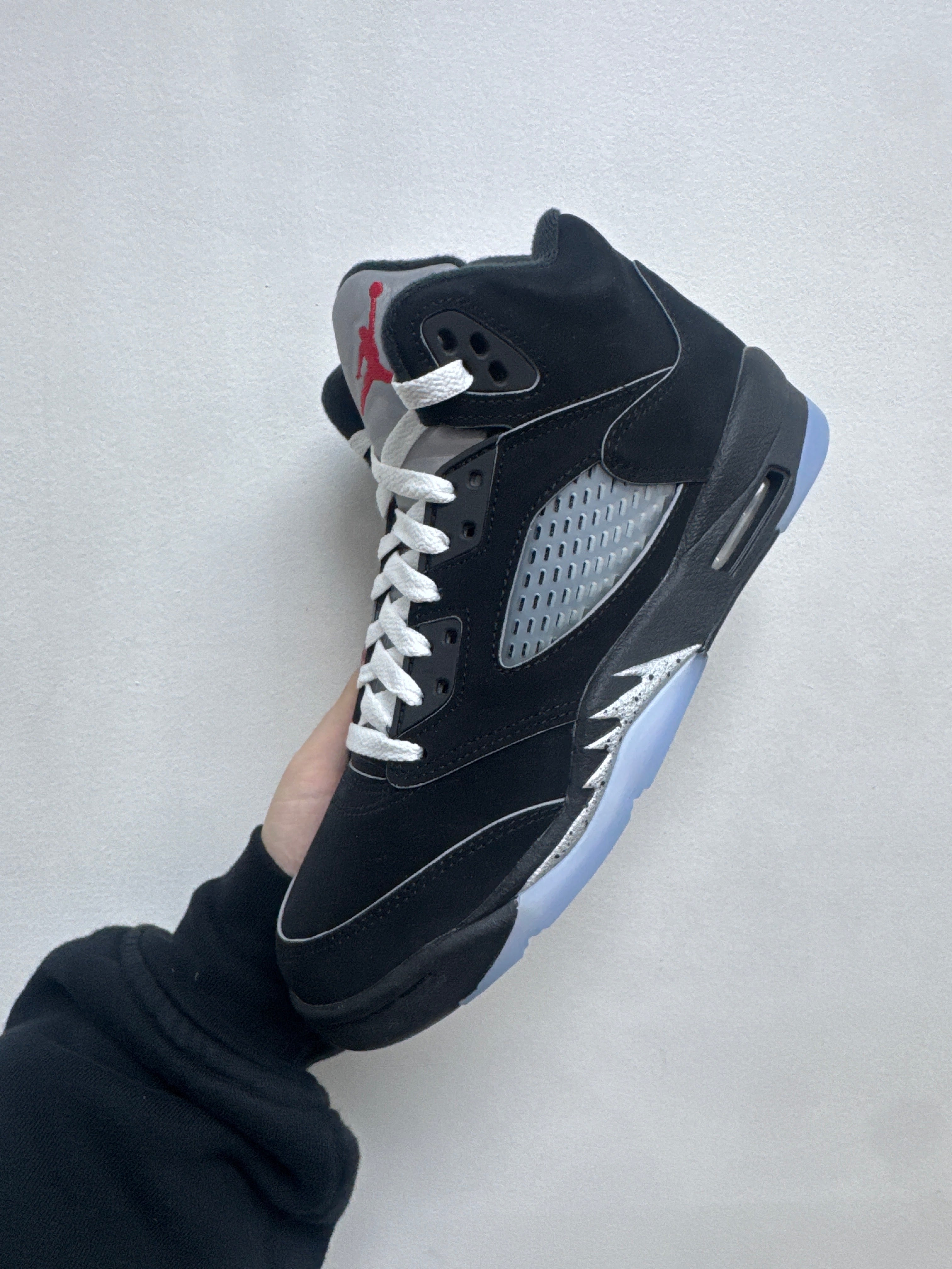 Jordan 5 Black Metallic Sneakers