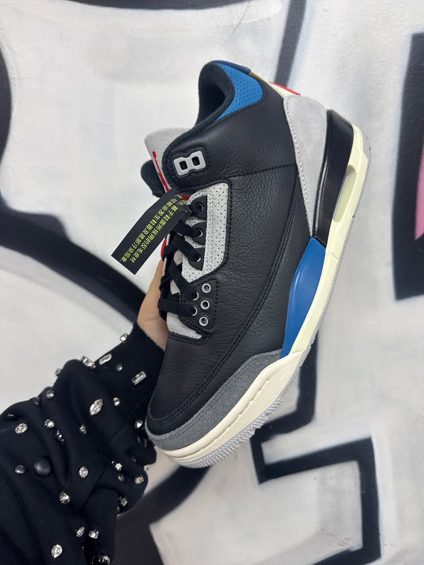 Nike Jordan 3 Rare Air Sneakers