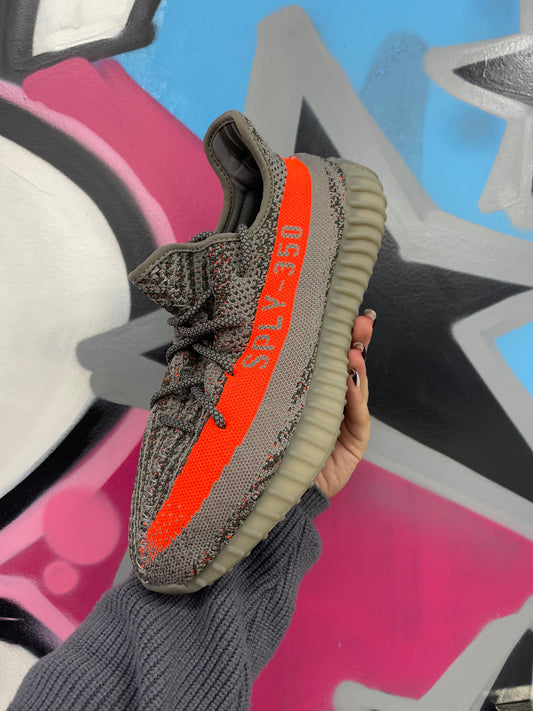 YZY 350 V2 Beluga Reflective Used 9.5 With Box