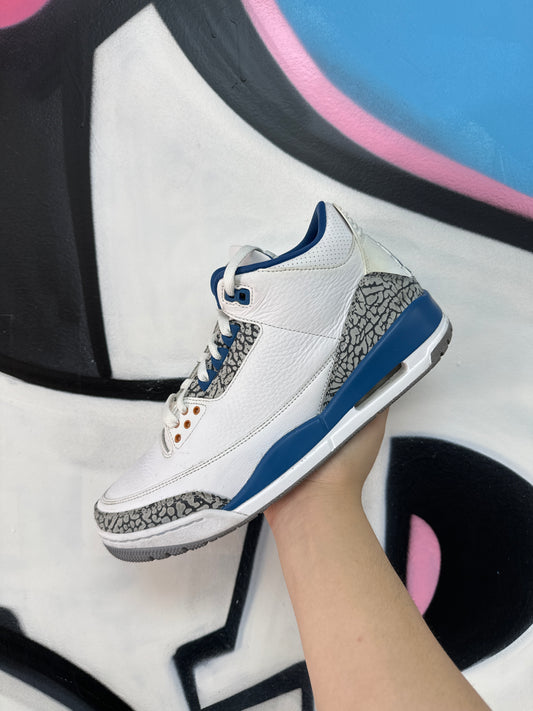 Nike Jordan 3 Wizard Sneakers